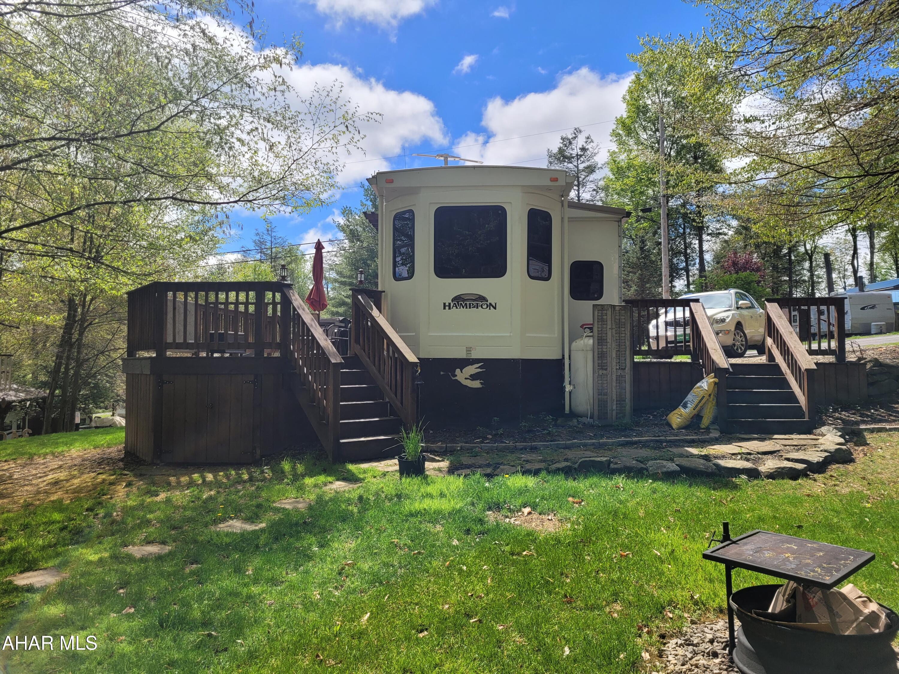 Glendale Yearound - Residential