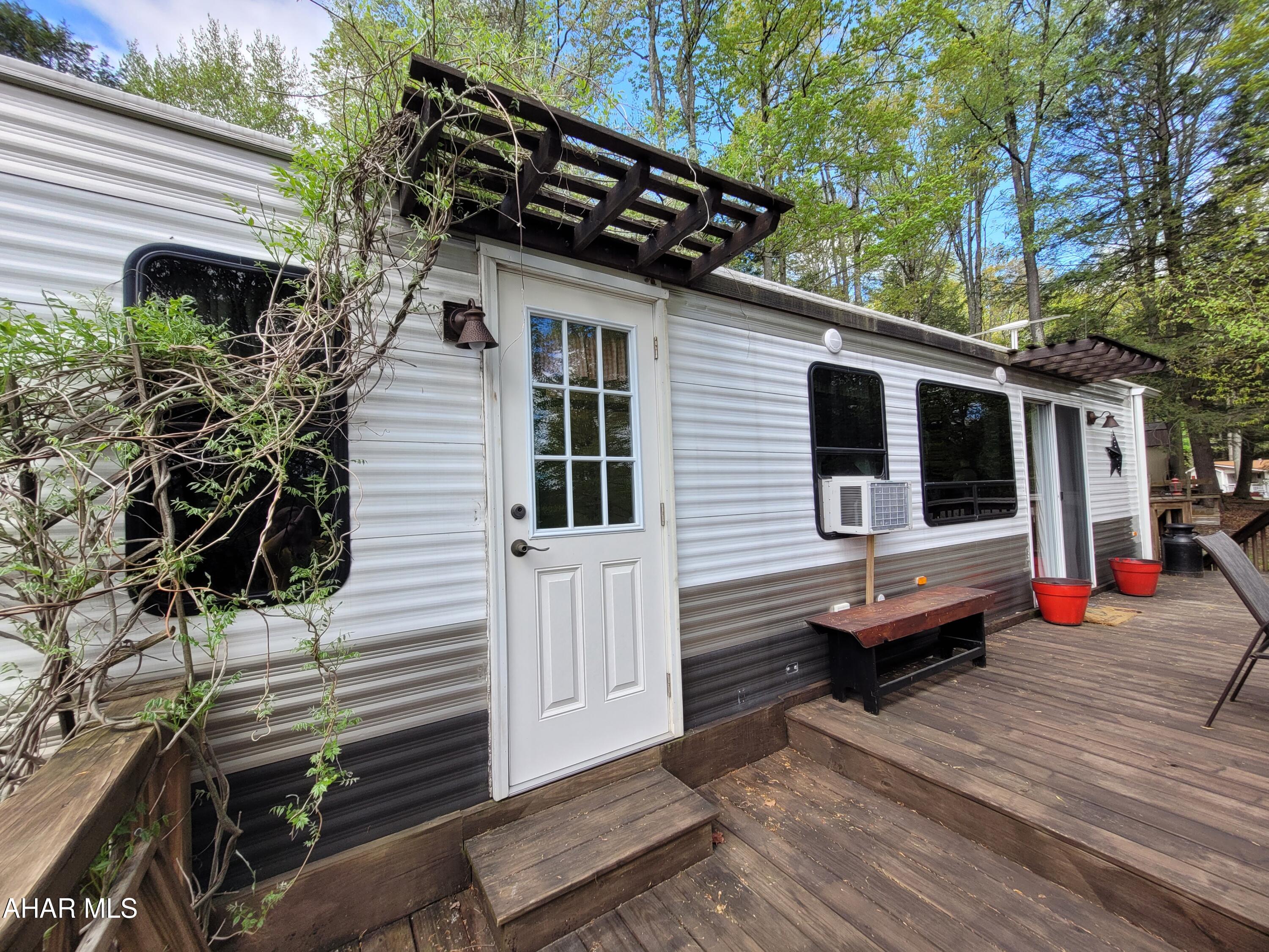 Glendale Yearound - Residential