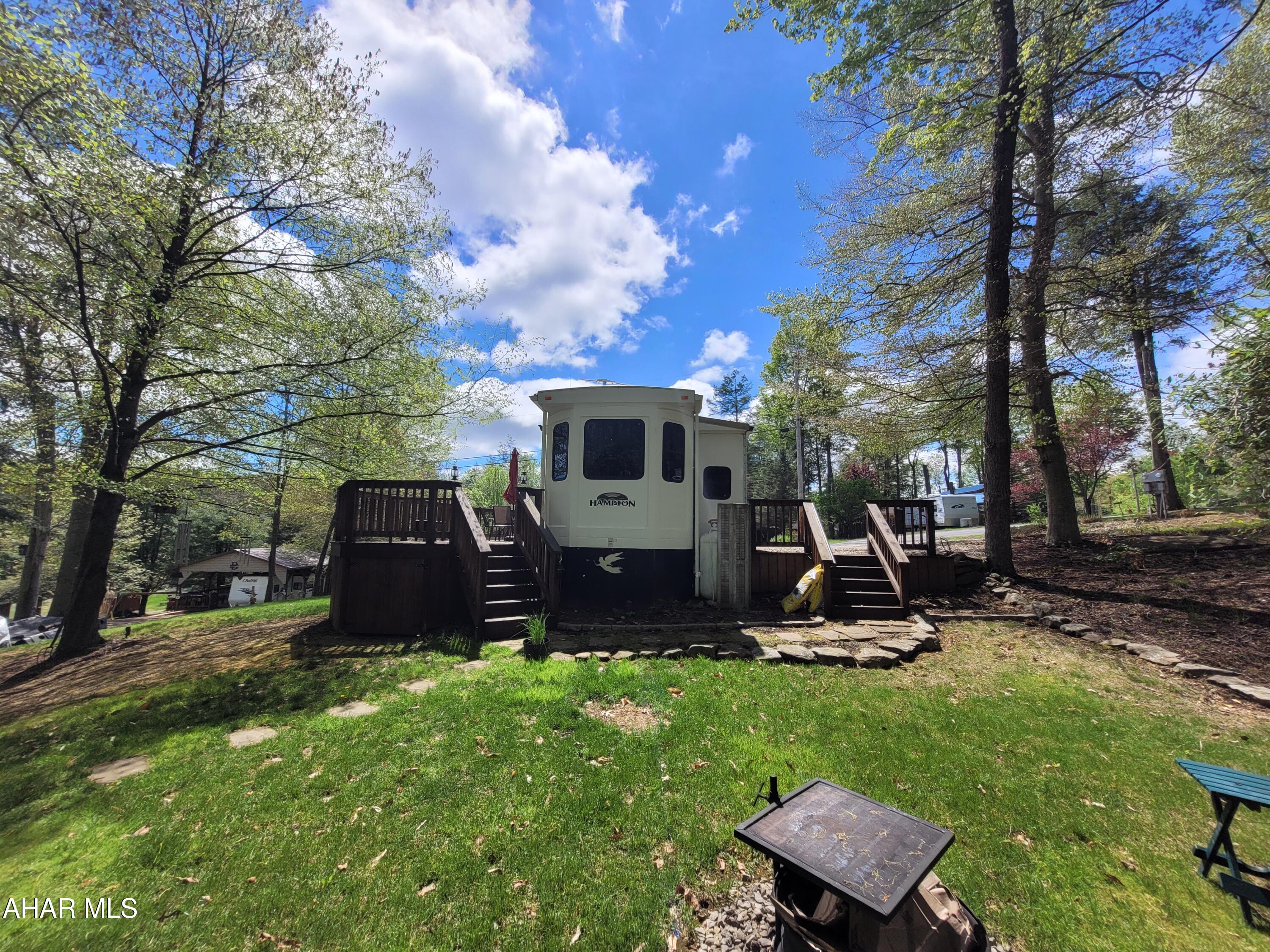 Glendale Yearound - Residential