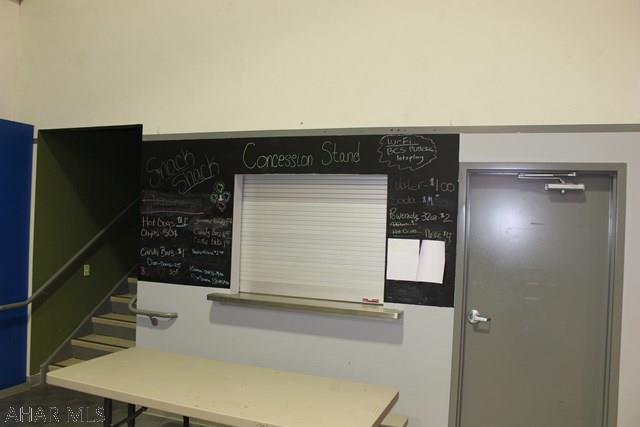 Unknown - Commercial Sale