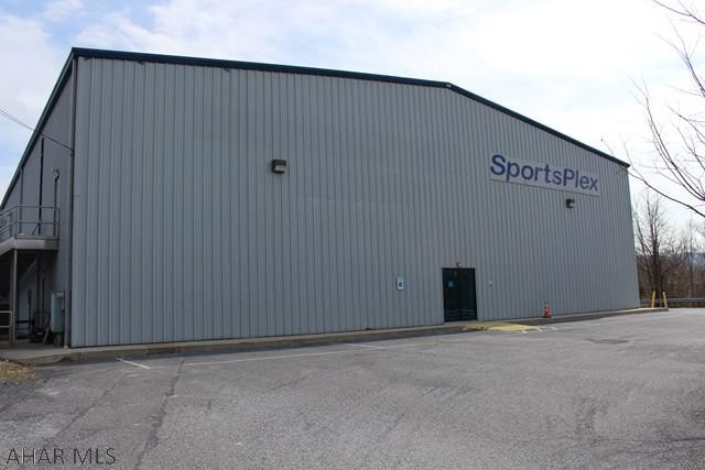 Unknown - Commercial Sale