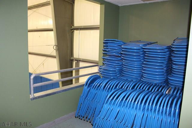 Unknown - Commercial Sale