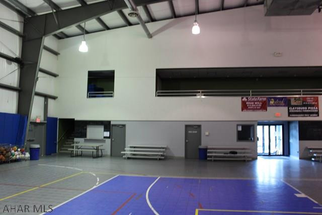 Unknown - Commercial Sale