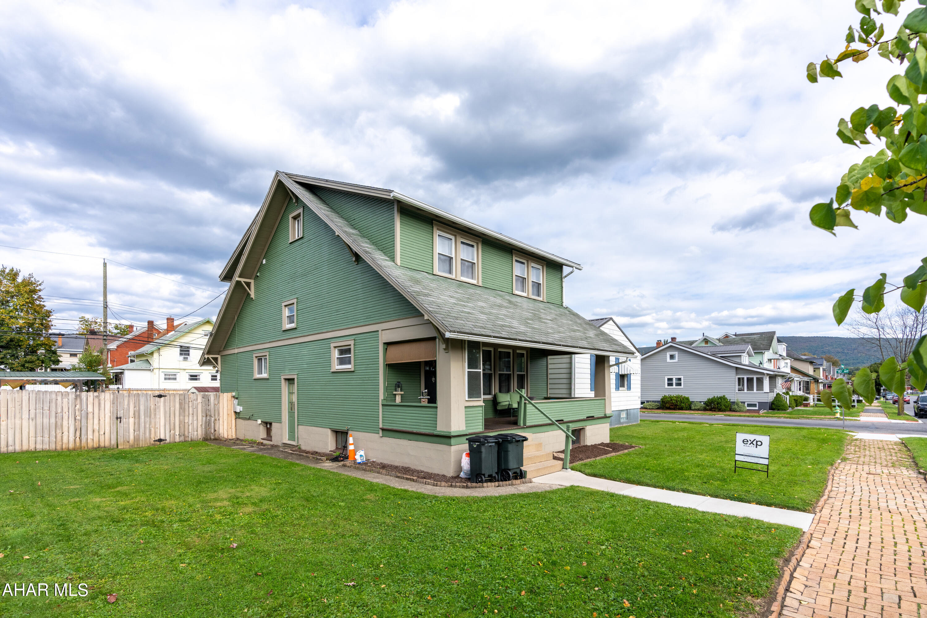 Juniata - Residential