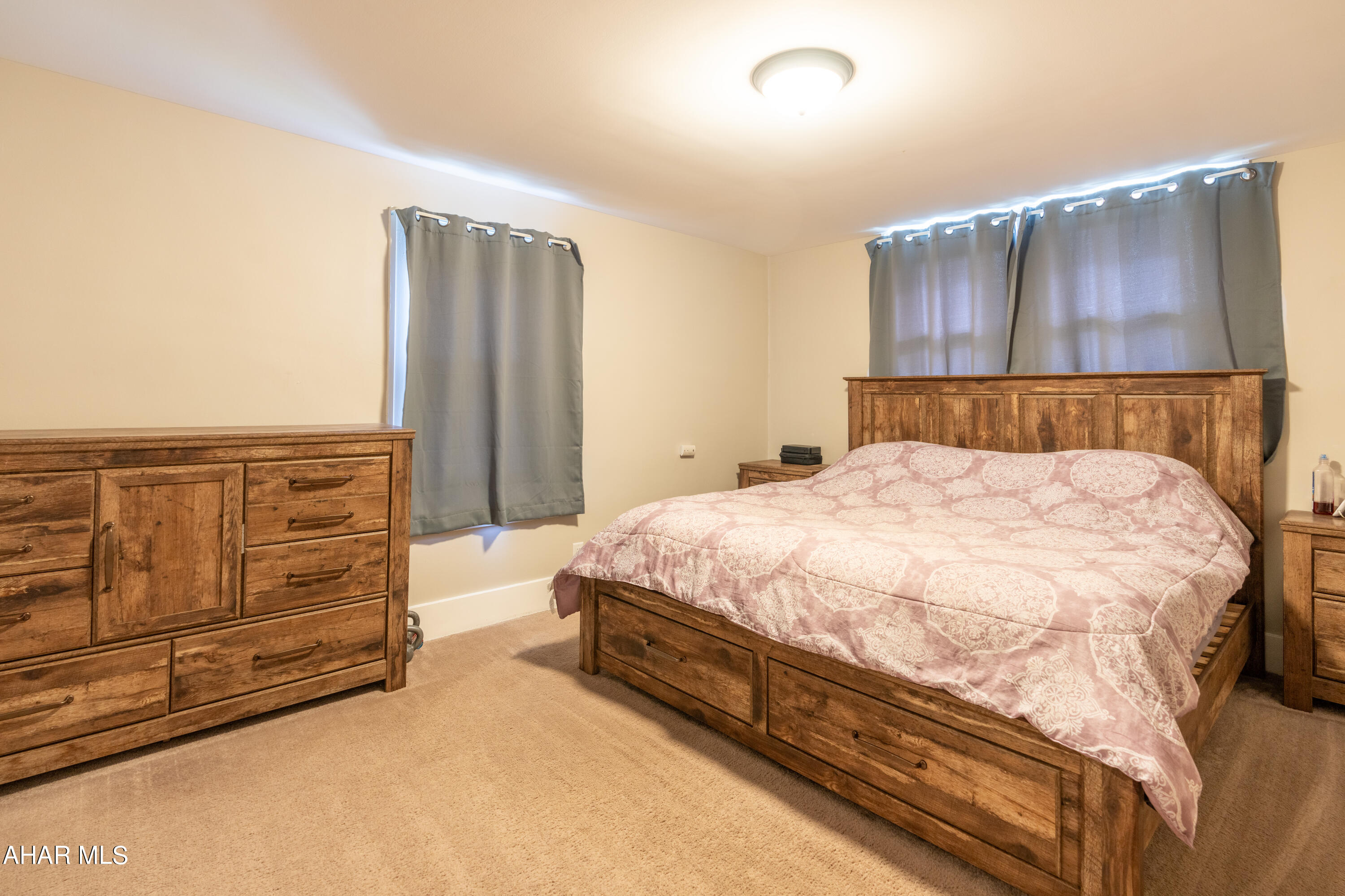 Juniata - Residential