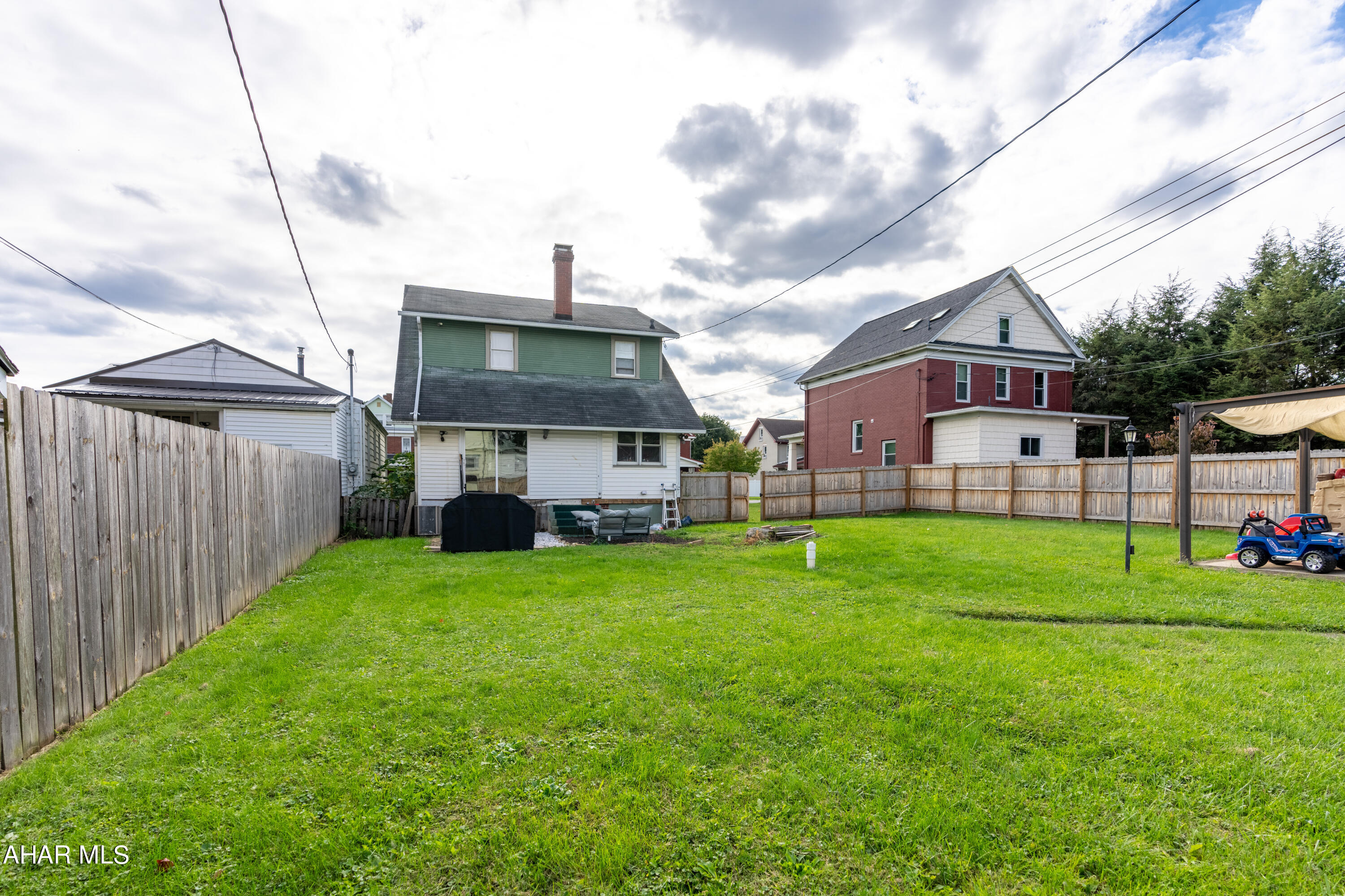 Juniata - Residential