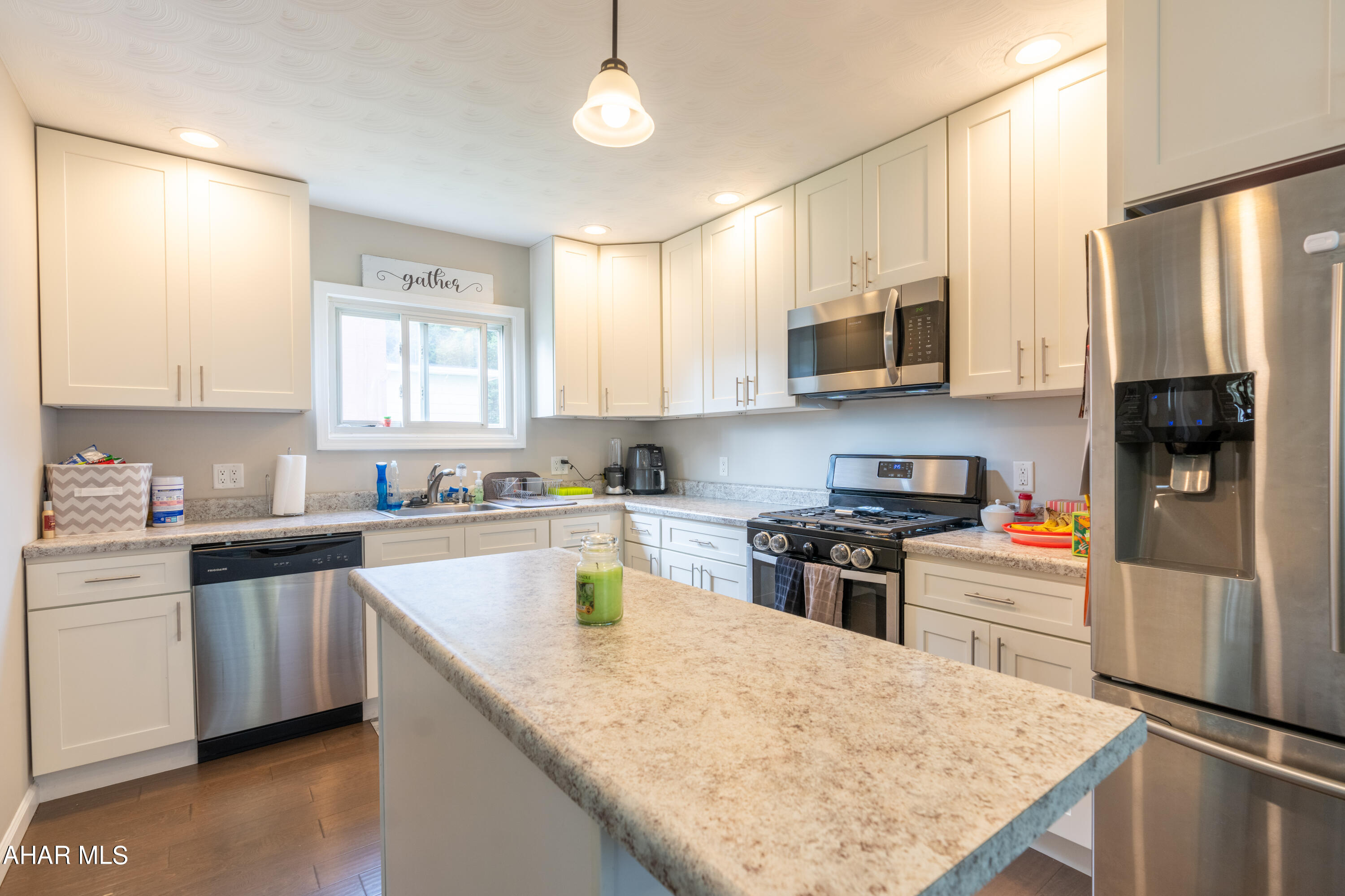 Juniata - Residential