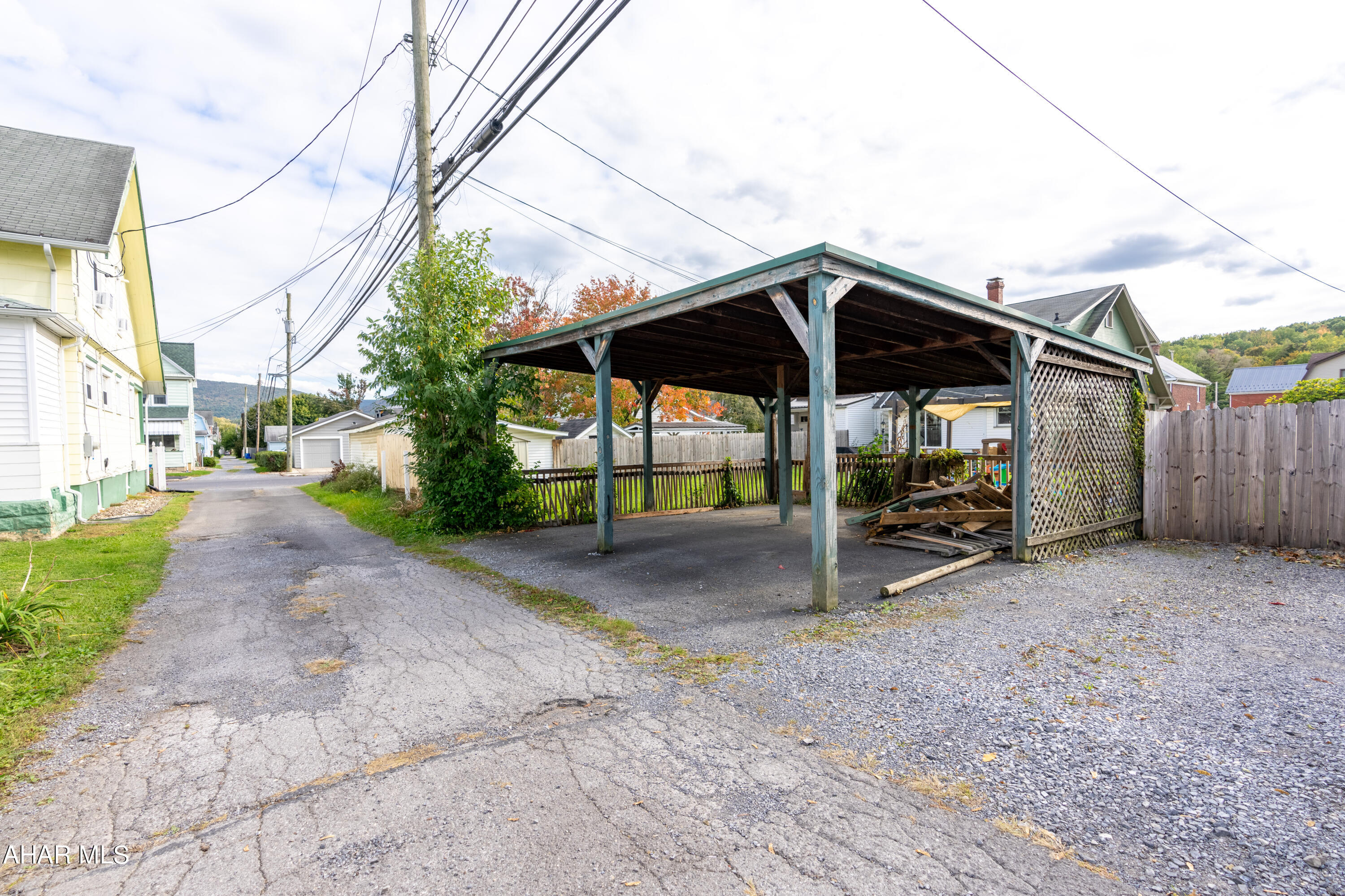 Juniata - Residential