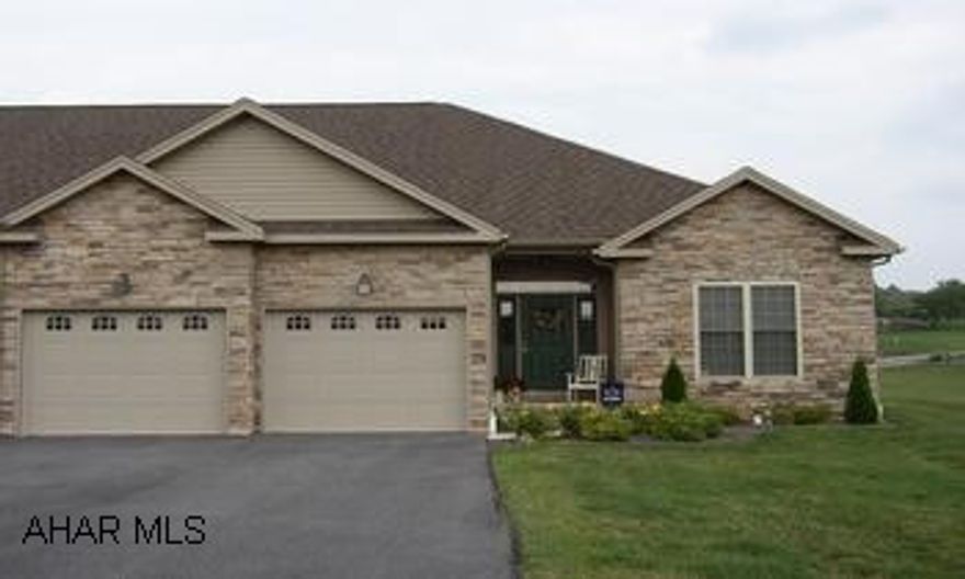 ONE OF A KIND DUPLEX IN BEAUTIFUL SCOTCH VALLEY. MAINTENANCE FREE 2 YR. OLD ONE STORY FEATURING  CERAMIC TILE, HW FLOORS, PRIVATE REAR TREK DECK & LG. WALKOUT LOWER LEVEL. OTHER UPGRADES 9 FT. & VAULTED CEILINGS & FP. ONE OF A KIND DUPLEX IN BEAUTIFUL SCOTCH VALLEY. MAINTENANCE FREE 2 YR. OLD ONE STORY FEATURING CERAMIC TILE, HW FLOORS, PRIVATE REAR TREK DECK & LARGE WALKOUT LOWER LEVEL. OTHER UPGRADES 9FT. & VAULTED CEILINGS & FP. SELLER ASSISTANCE OF UP TO $5000 AT CLOSING.