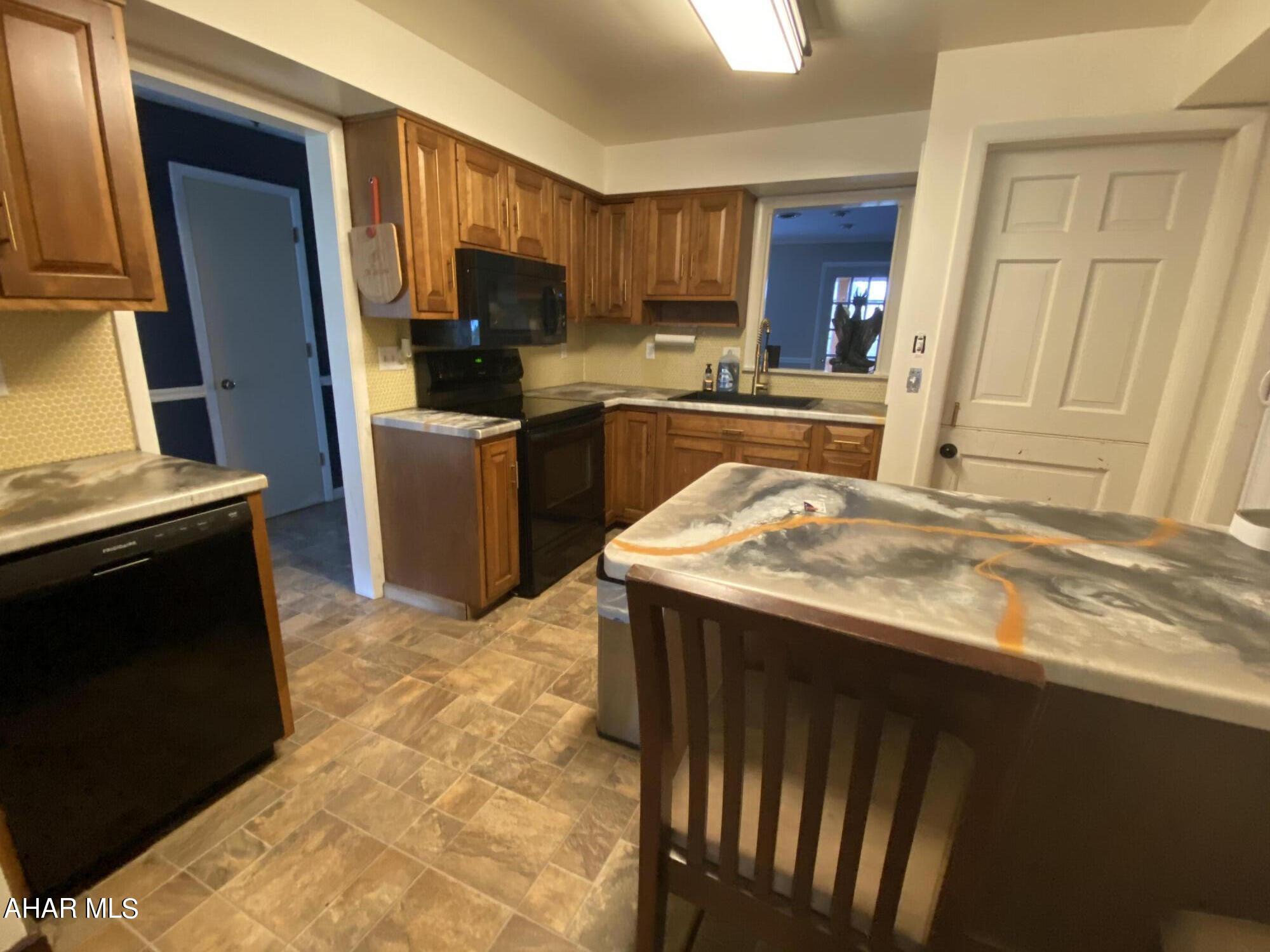 Meadowbrook - Residential