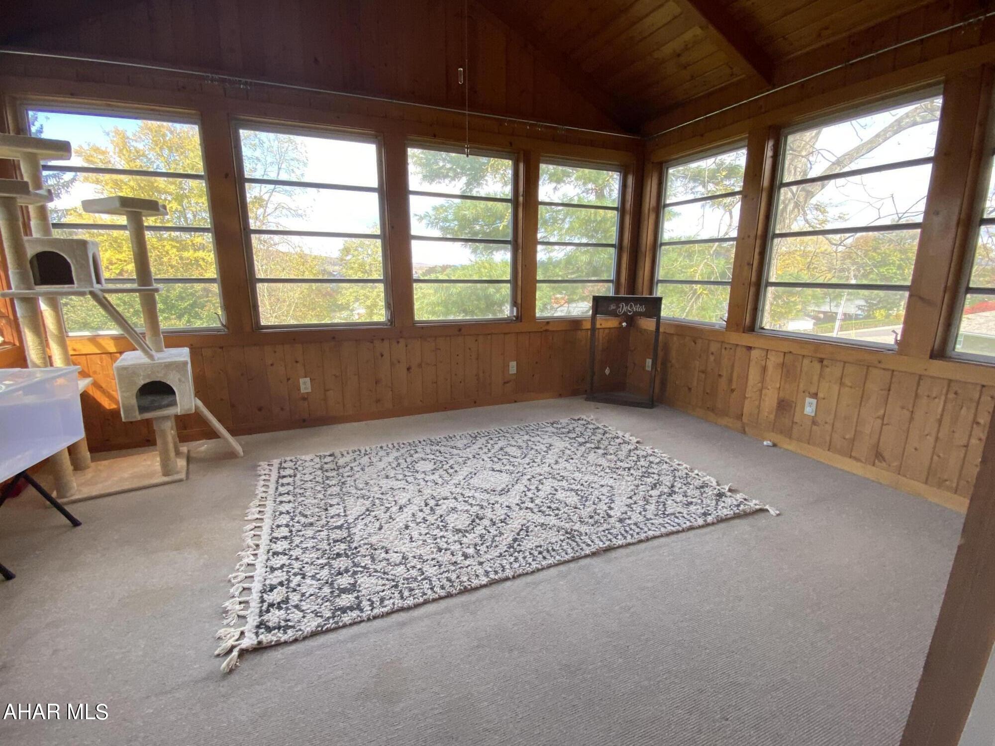 Meadowbrook - Residential