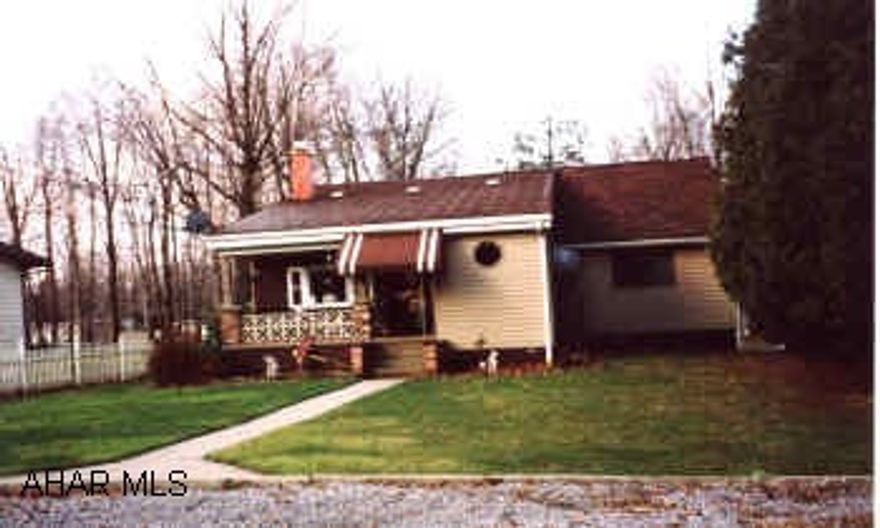 CHARMING WELL MAINTAINED CAPE COD, FIREPLACE, HOT TUB,SHED, AND MUCH MORE. A MUST SEE! PLEASE SET ALL SHOWINGS THROUGH CATHLEEN.