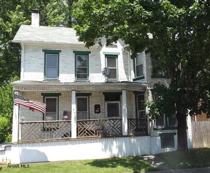 1900's glazed white brick 2.5 story with much potential! Bath on each floor, spacious rooms, enclosed back sunroom. Close to Shawnee State Park, Omni Bedford Springs, skiing and hiking.