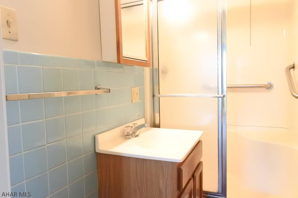 Lakemont - Residential