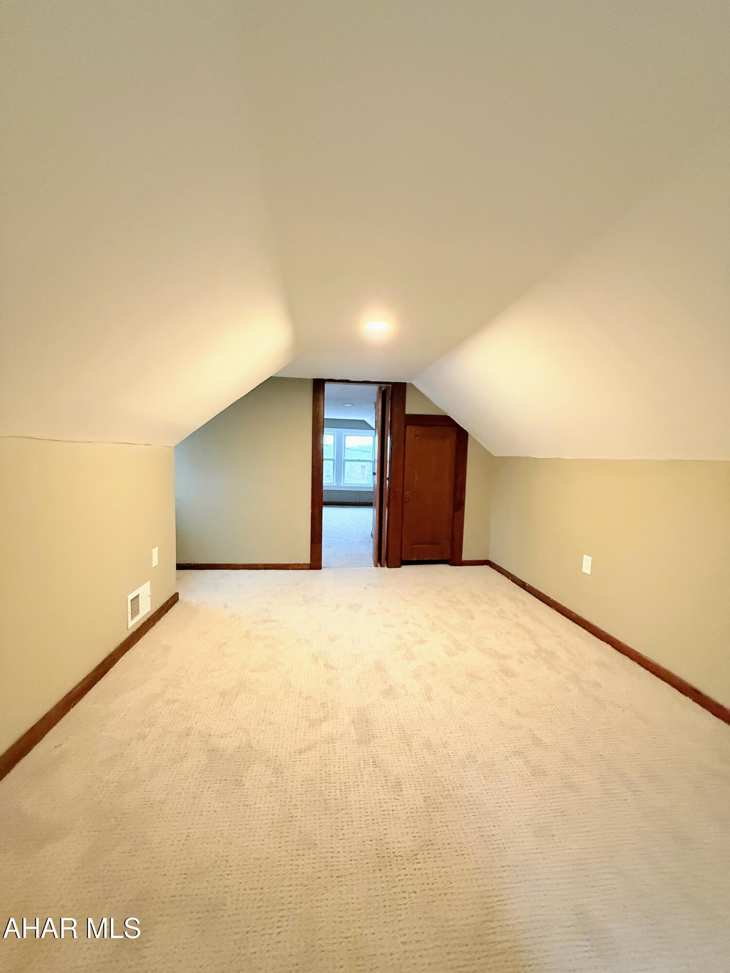 Lakemont - Residential