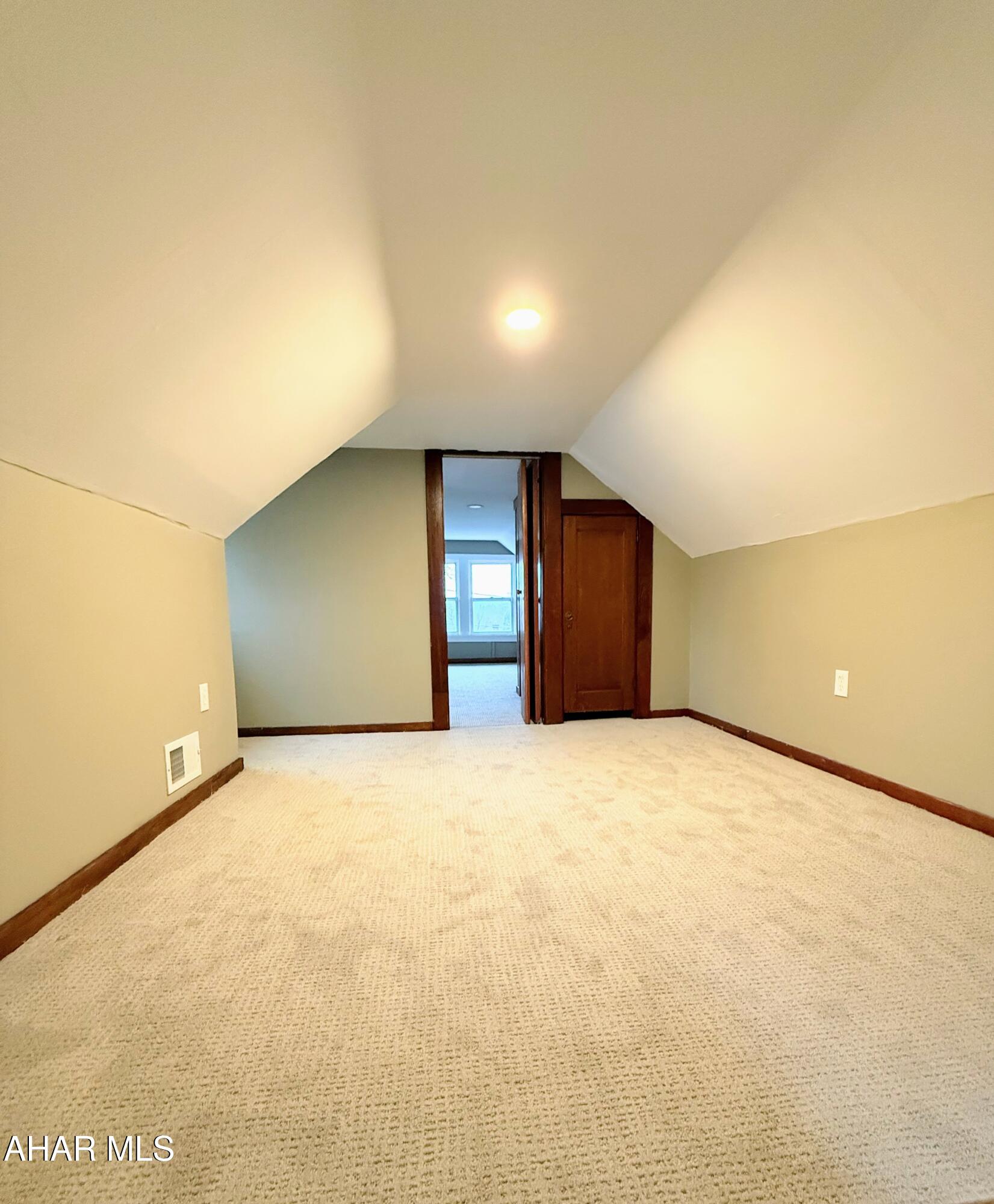 Lakemont - Residential