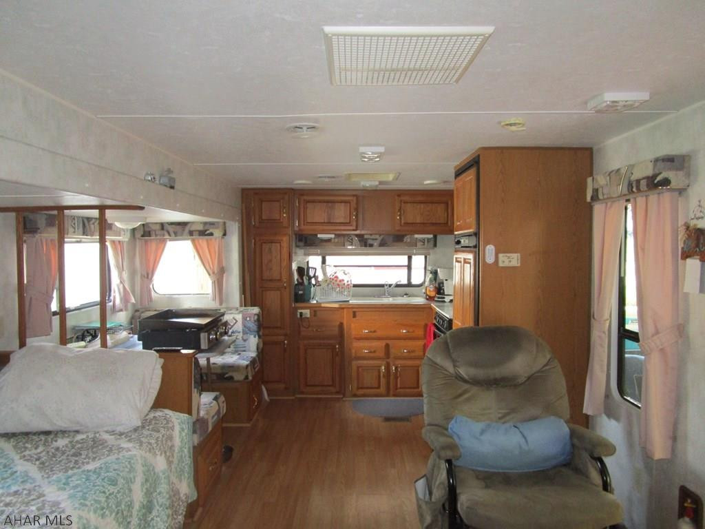 Glendale Yearound - Residential