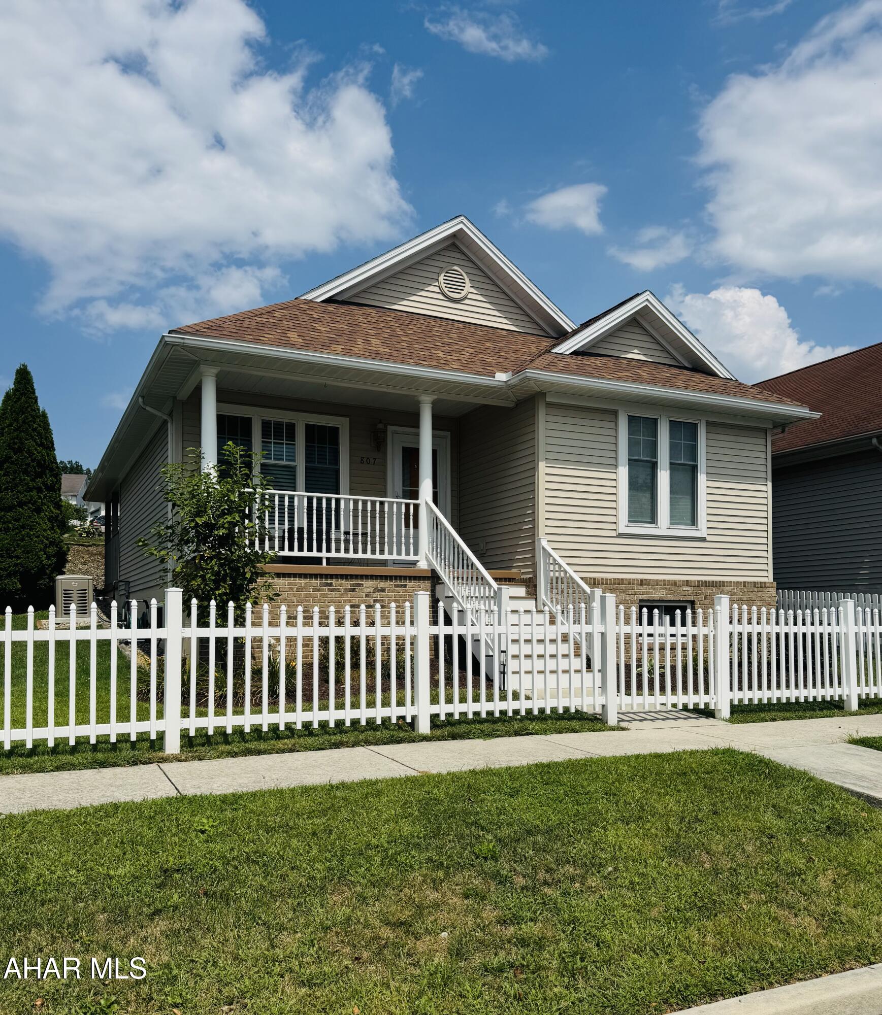 Holiday Hills - Residential