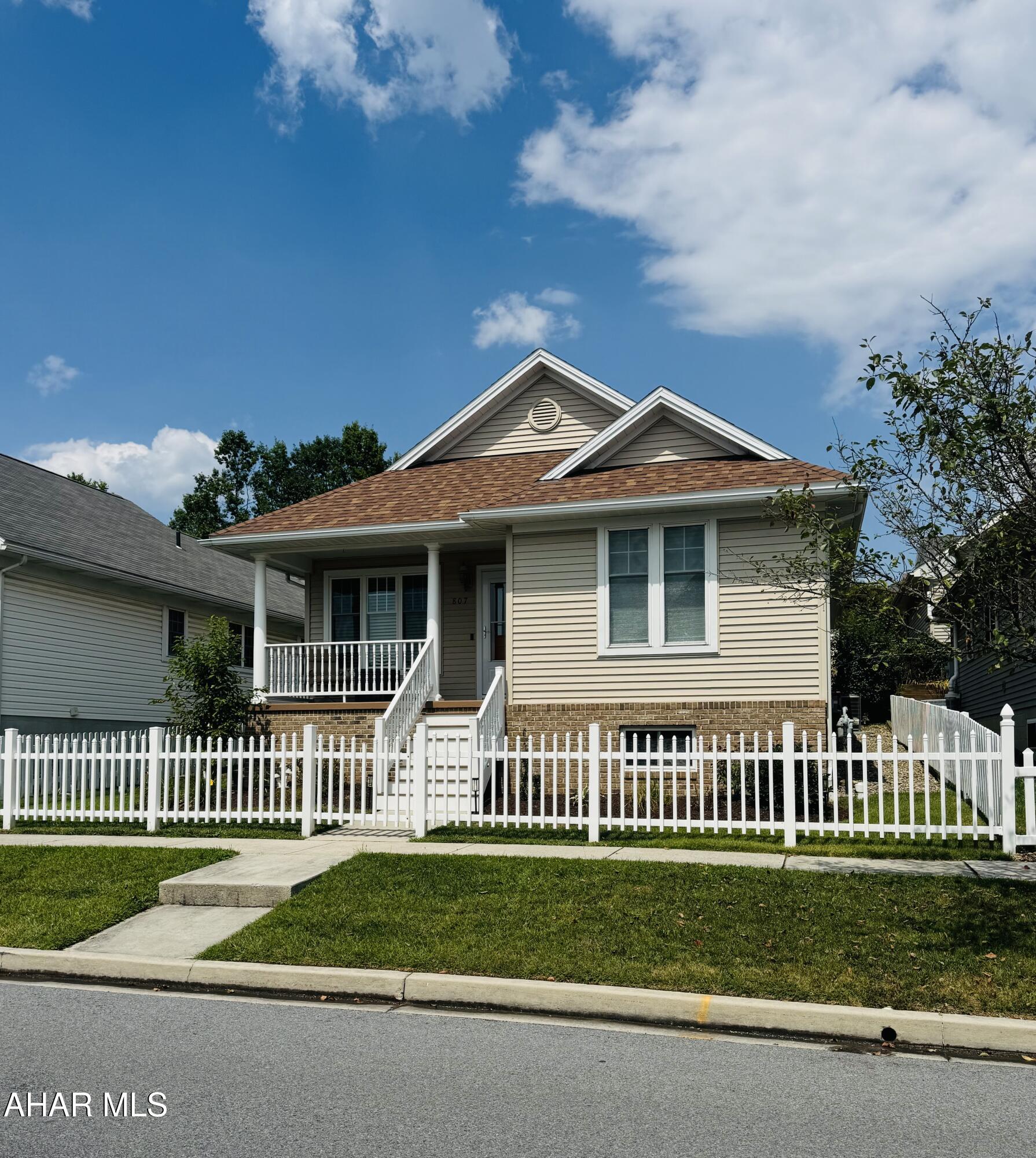 Holiday Hills - Residential