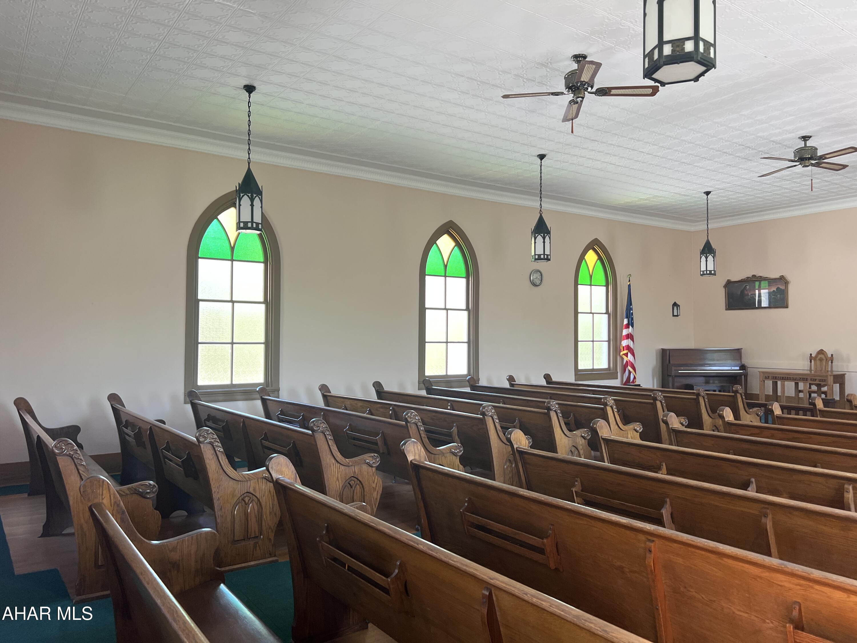 Canoe Creek - Commercial Sale