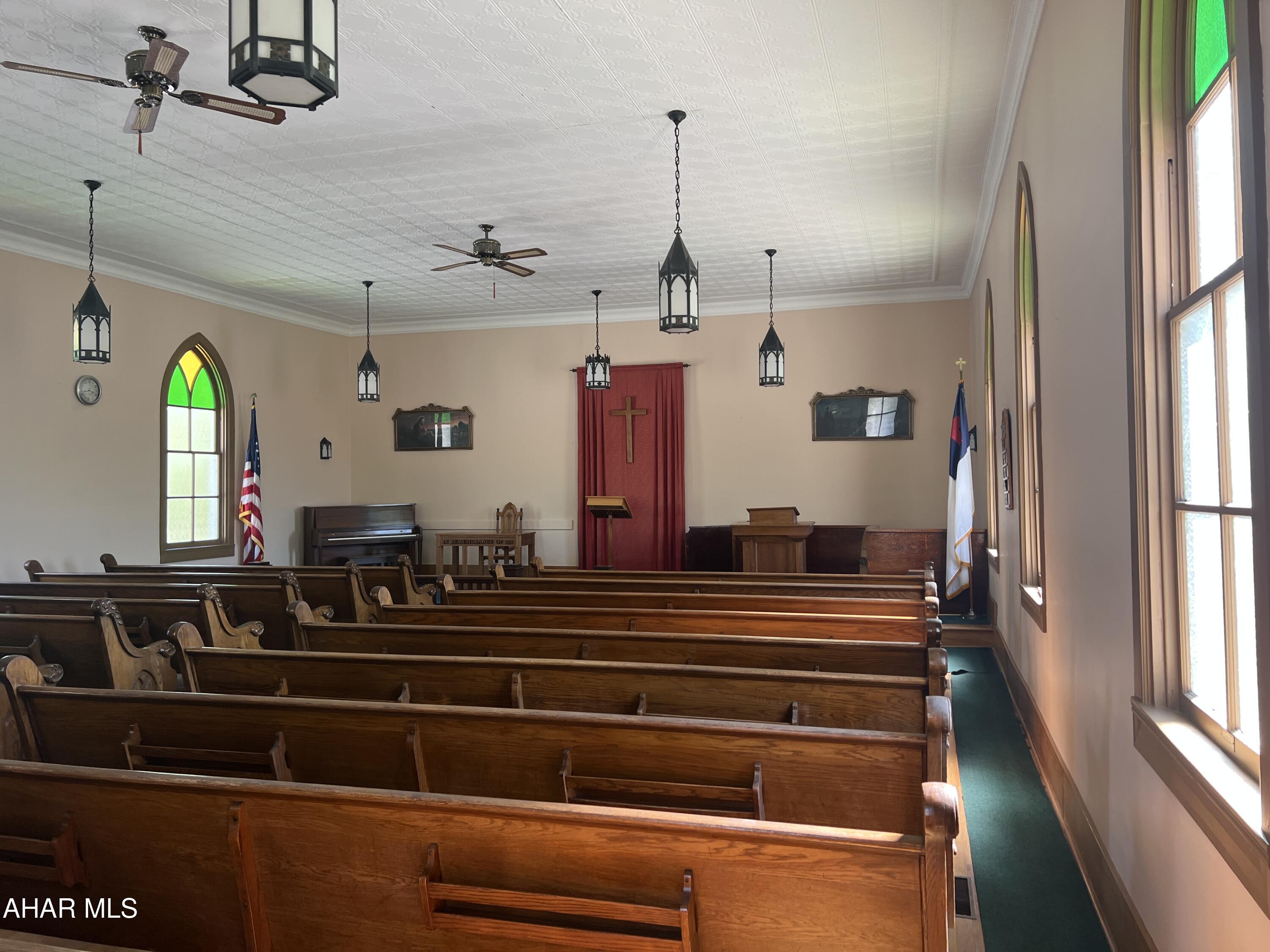 Canoe Creek - Commercial Sale