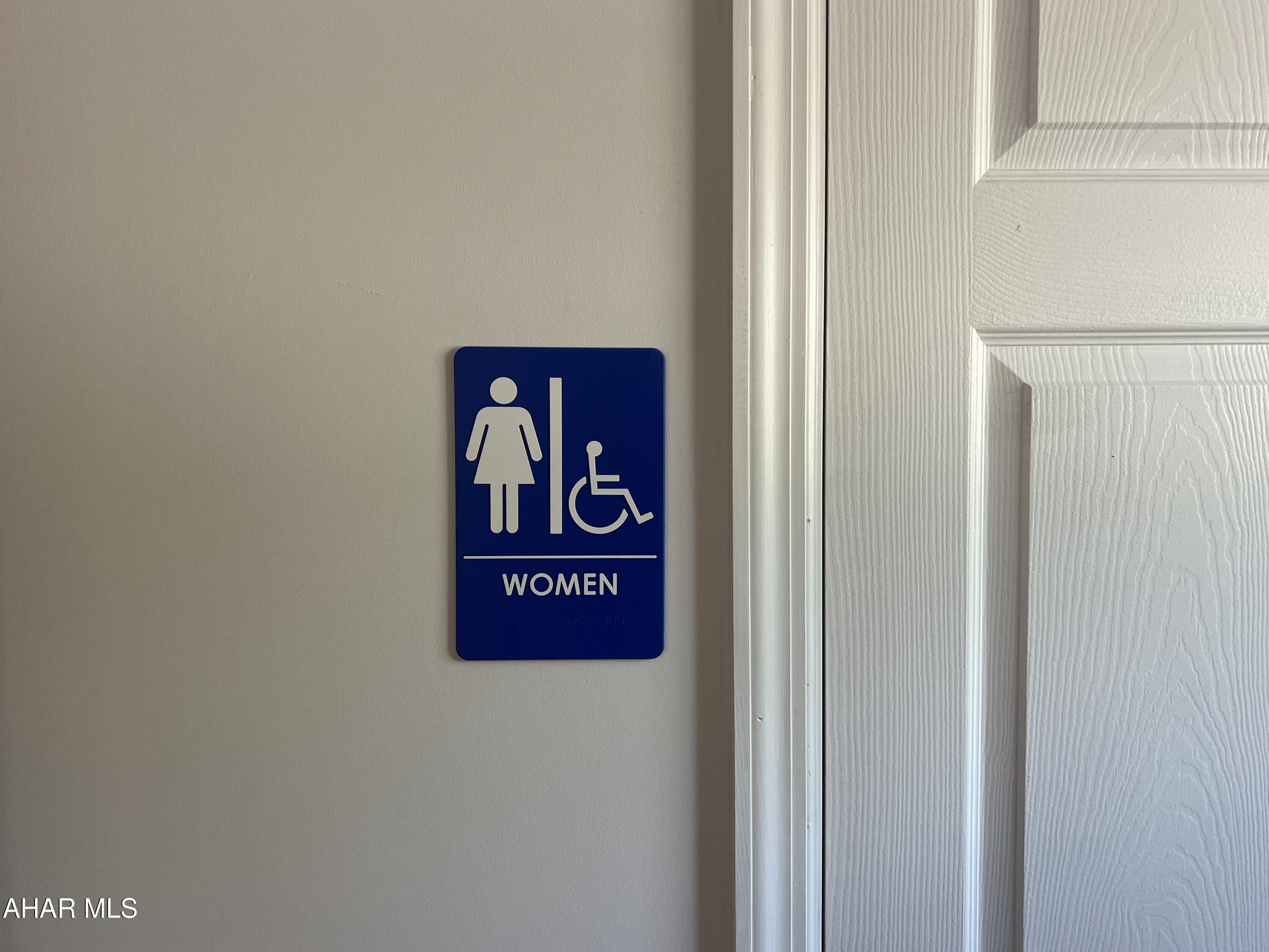 Canoe Creek - Commercial Sale