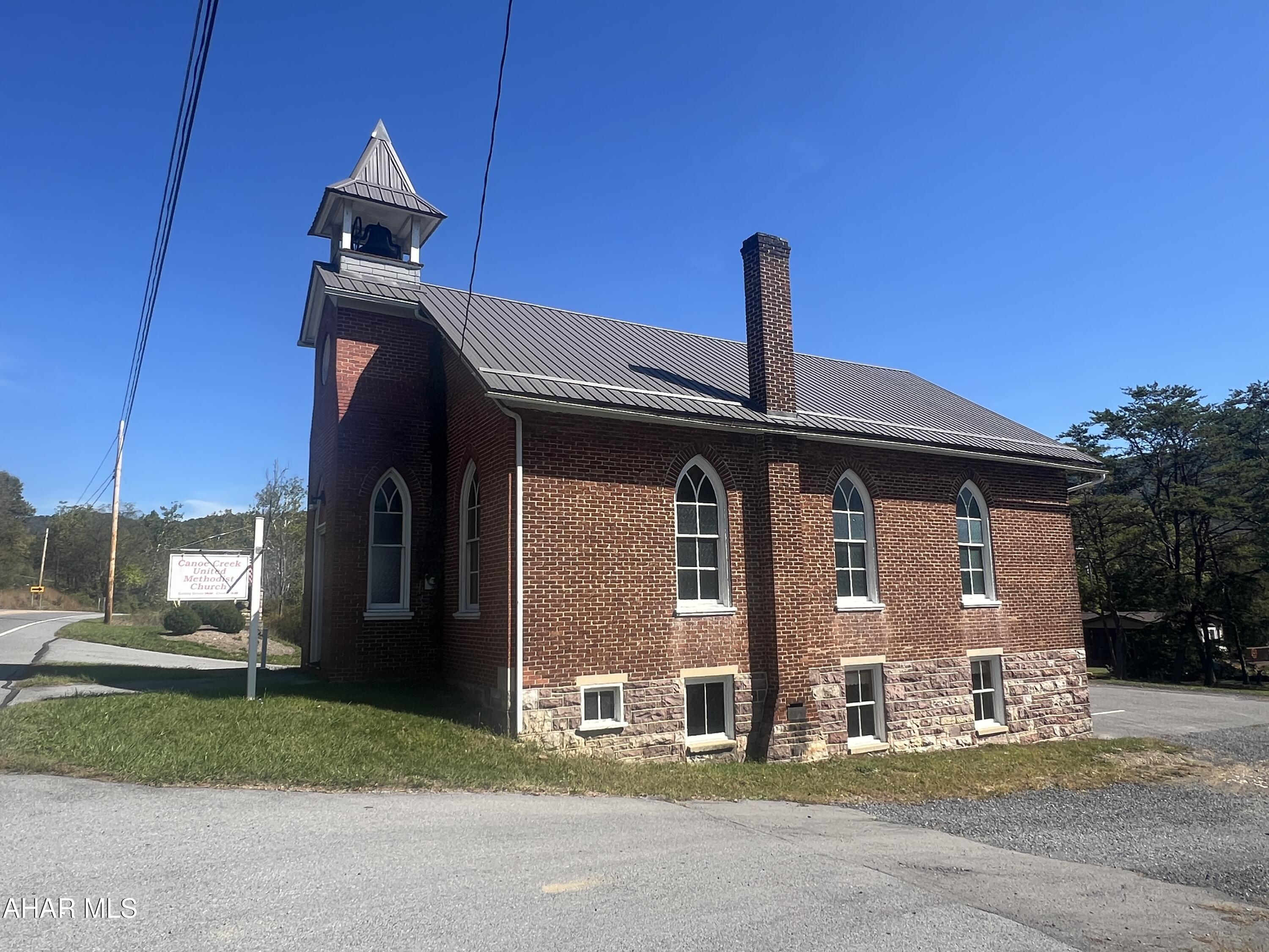 Canoe Creek - Commercial Sale