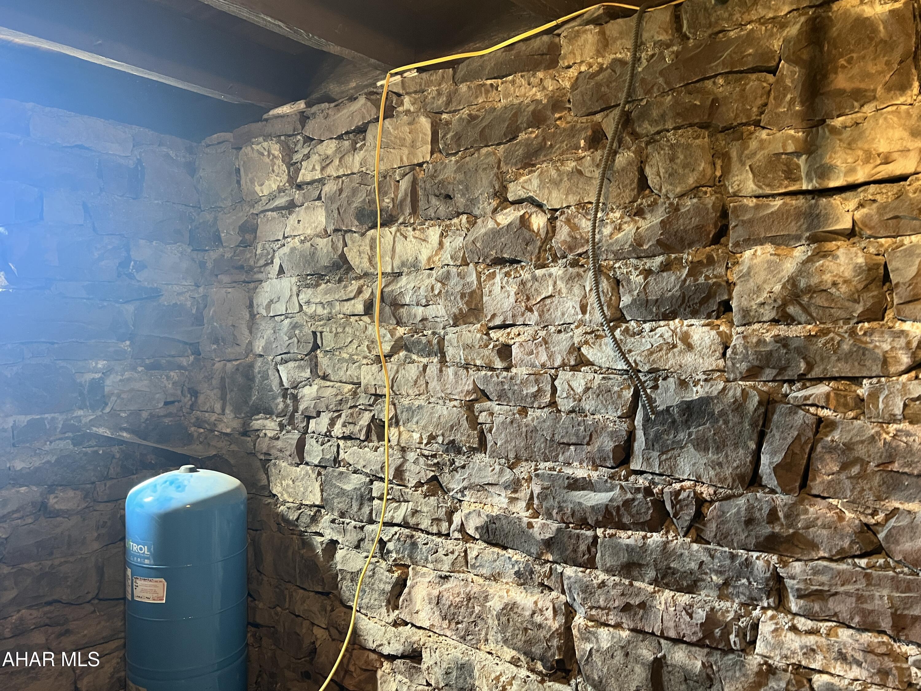 Canoe Creek - Commercial Sale