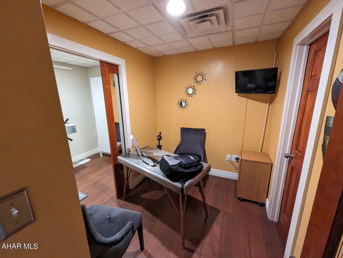 None - Commercial Lease