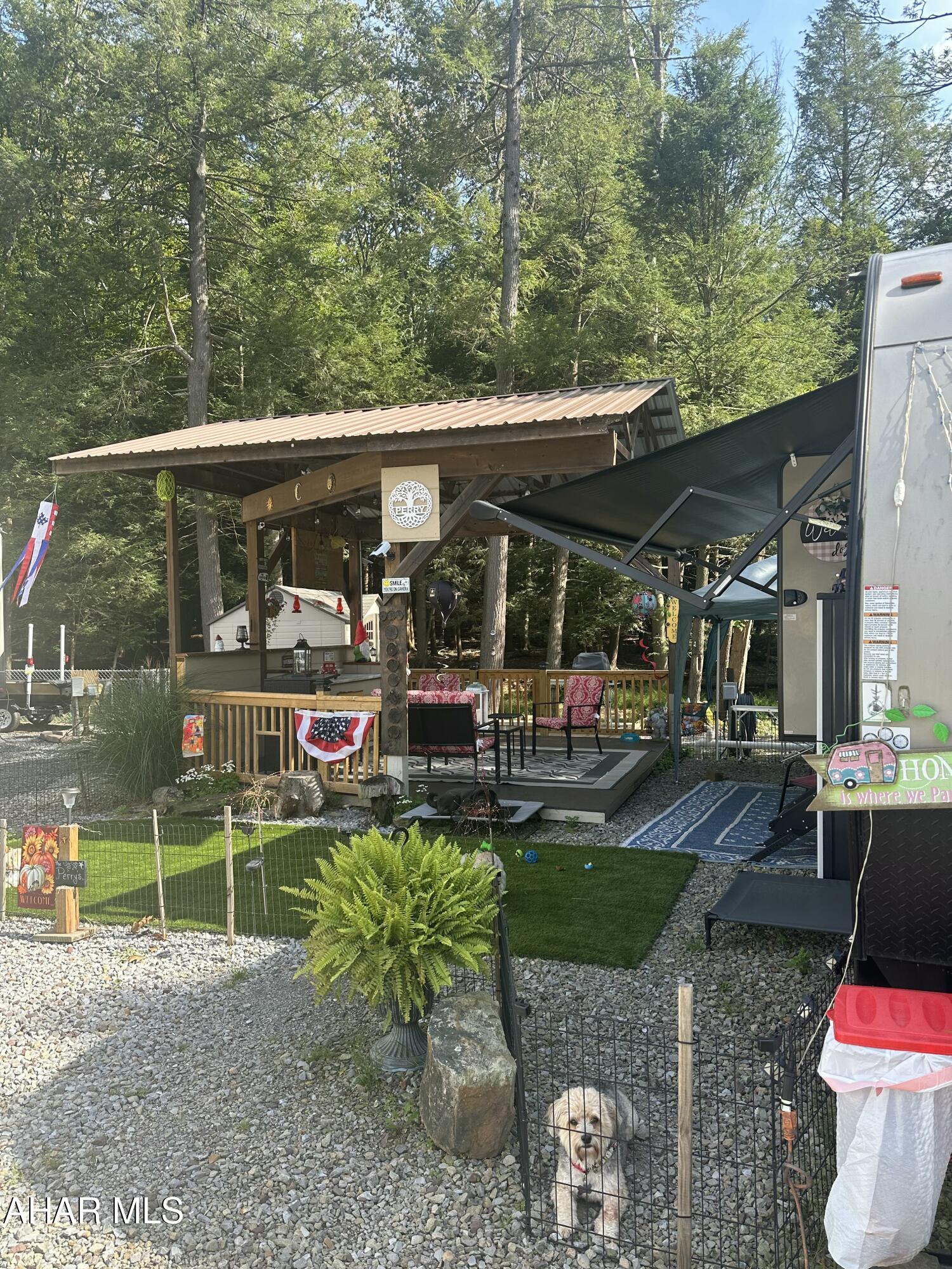 Glendale Yearound - Residential