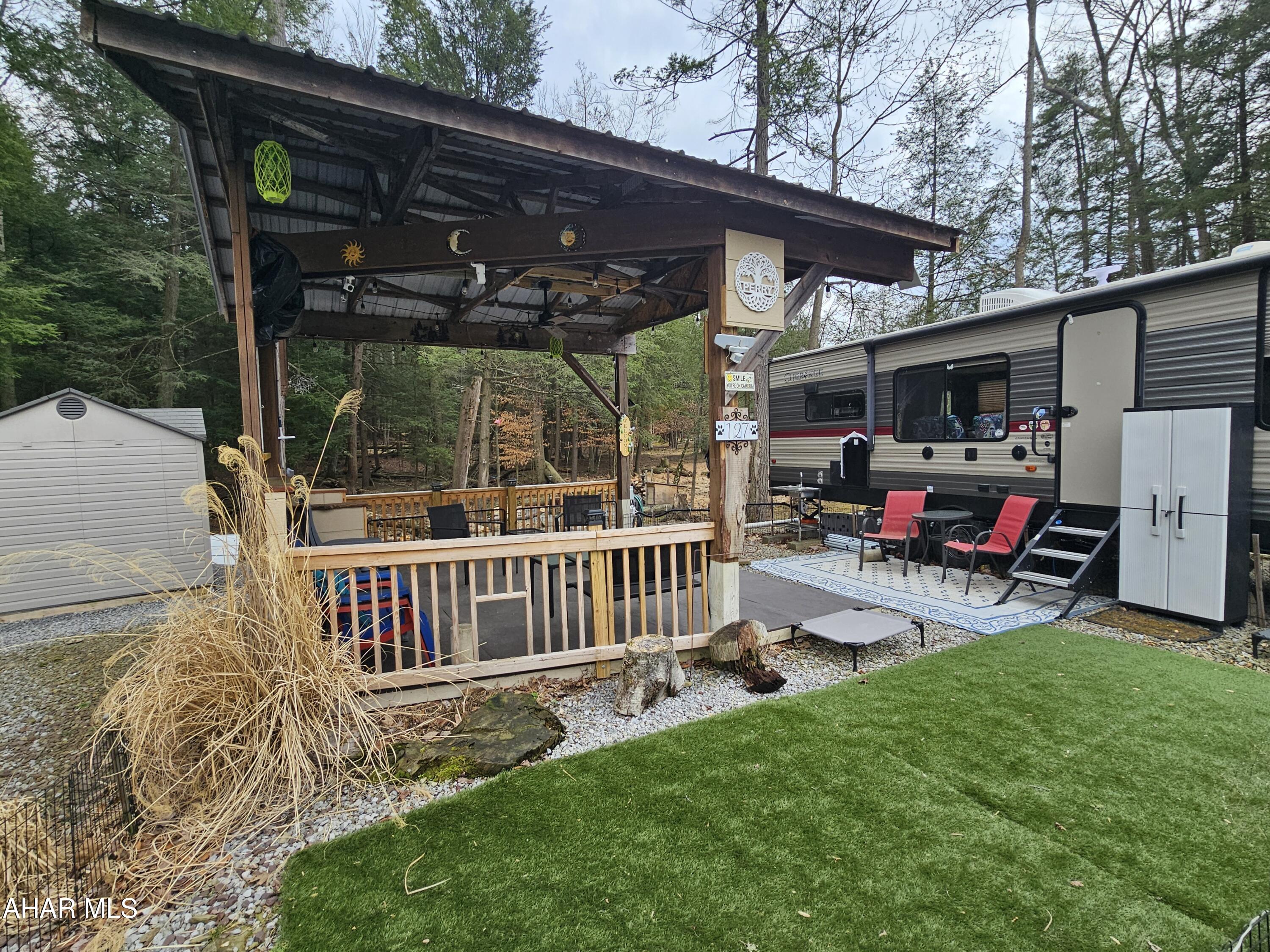 Glendale Yearound - Residential