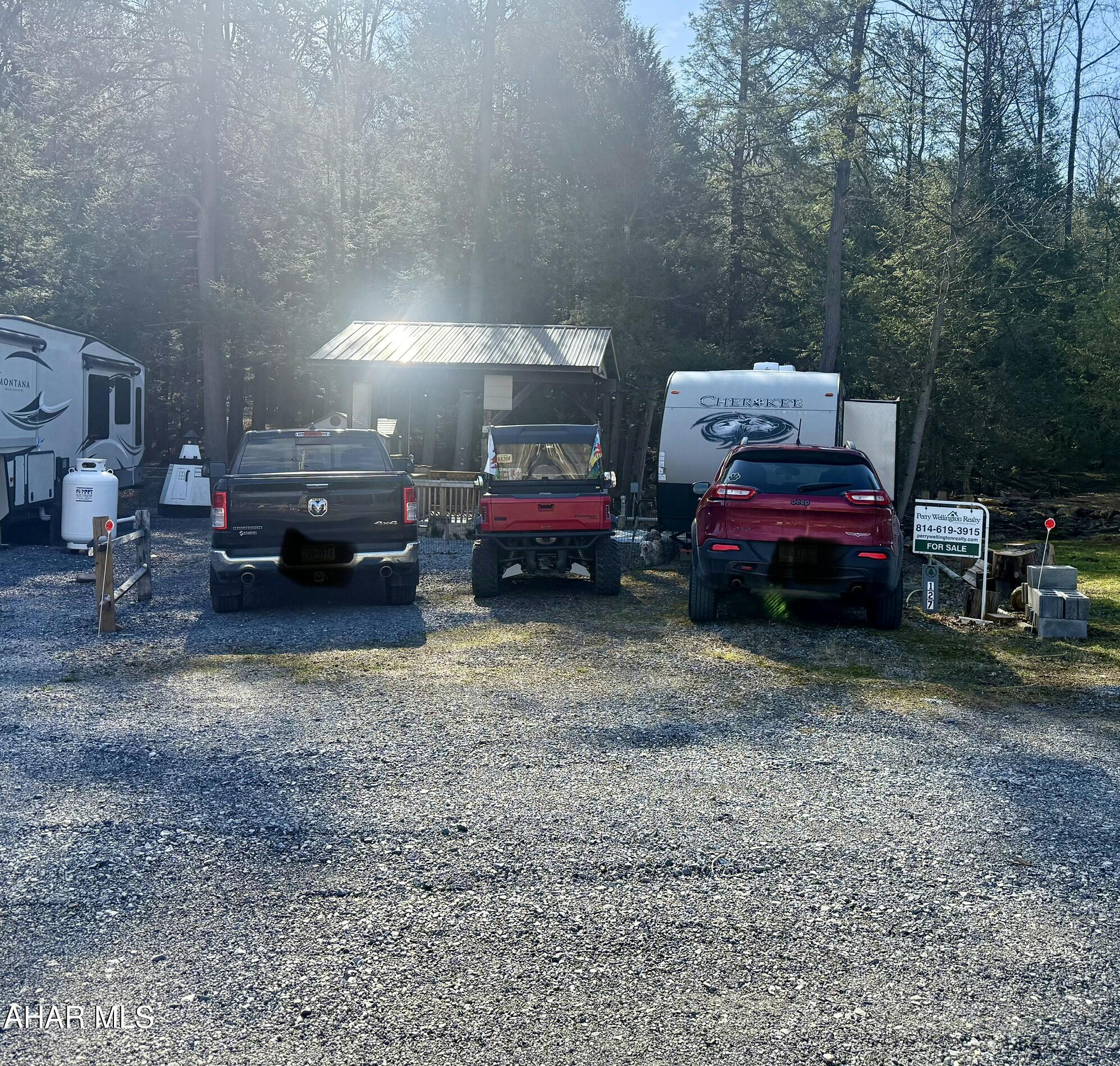 Glendale Yearound - Residential