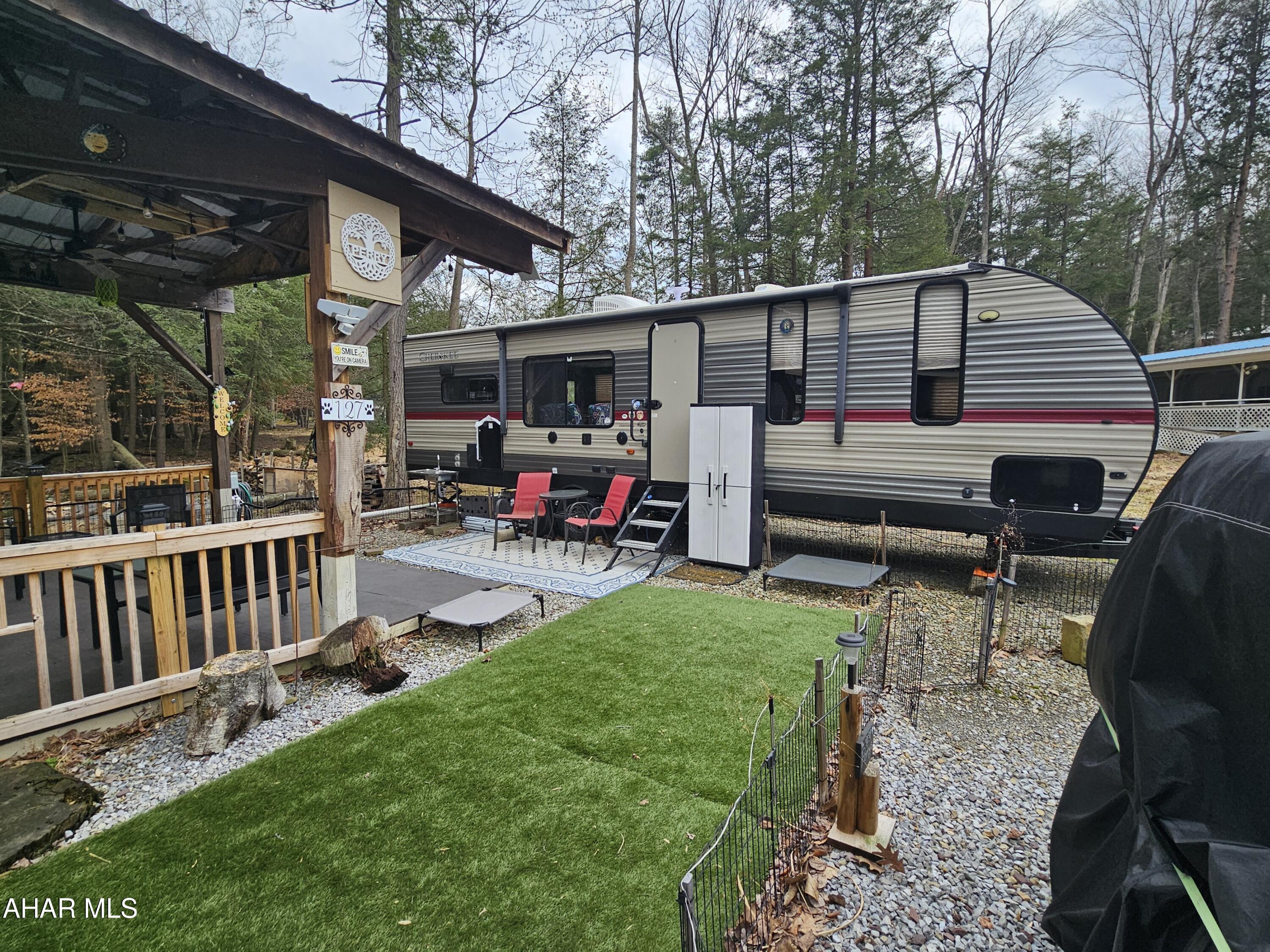 Glendale Yearound - Residential