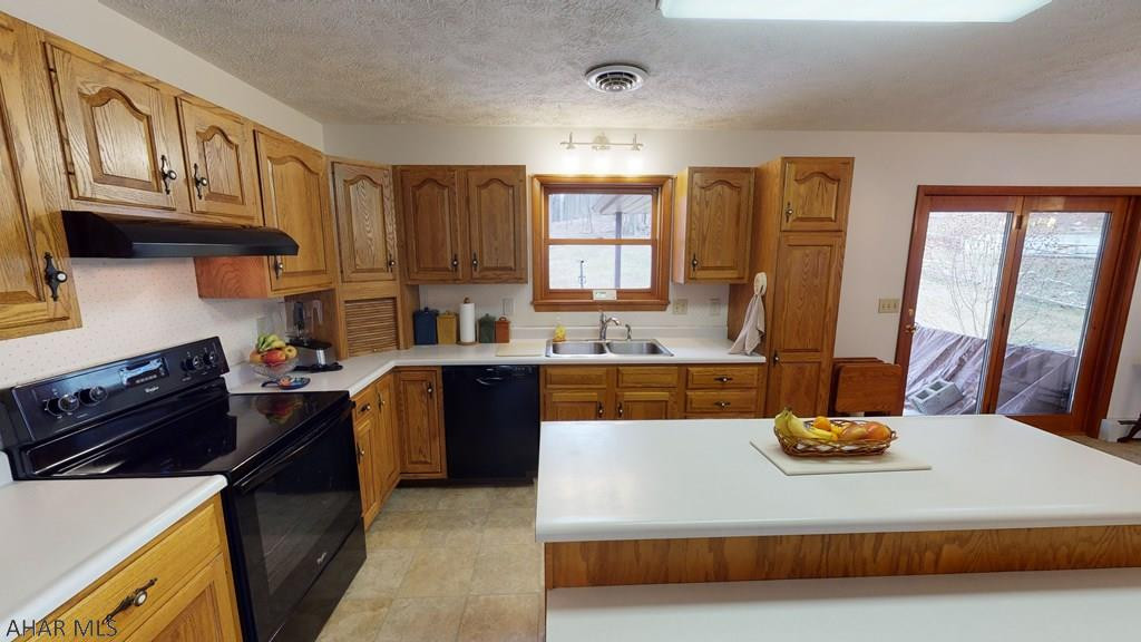 Rolling Hills - Residential