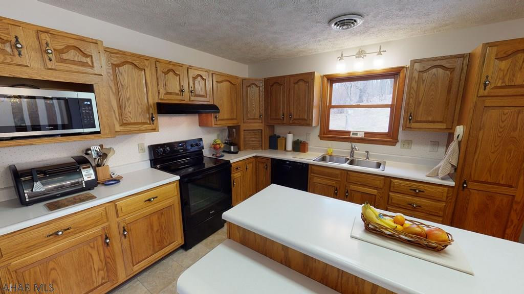 Rolling Hills - Residential