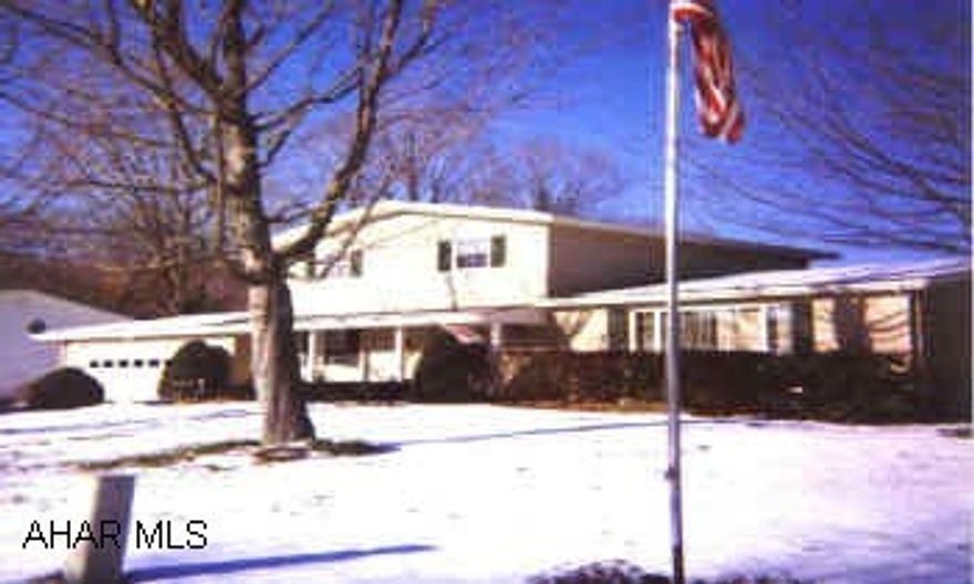 NICELY REMODELED; NEWER ROOF, WINDOWS, FINISHED GAME ROOM, INGROUND POOL 18X36, EXTRA LARGE LOT, FENCED YARD.  CALL LISTING AGENT.