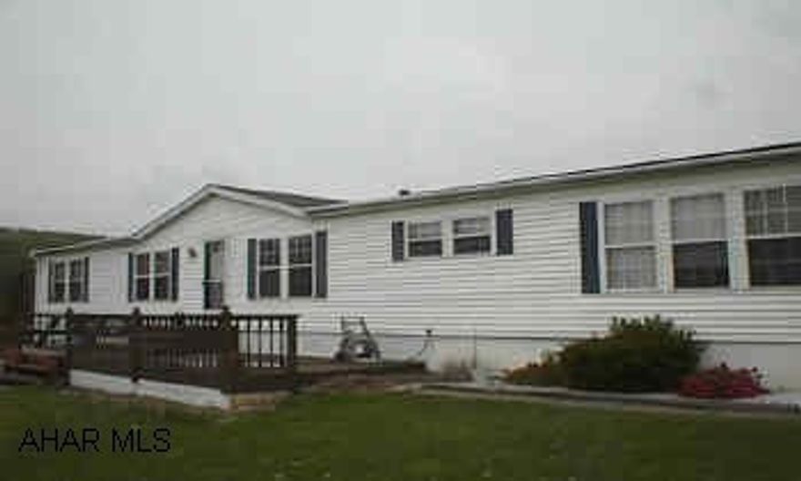 Beautiful doublewide on foundation and 1/2 acre, 2 car garage, fenced yard, big patio.  3BR/2BA, family room, fireplace, 1/2 acre, fenced yard, 2 car garage. Beautiful doublewide on foundation and 1/2 acre, 2 car garage, fenced yard, big patio.  3BR/2BA, family room, fireplace, 1/2 acre, fenced yard, 2 car garage.