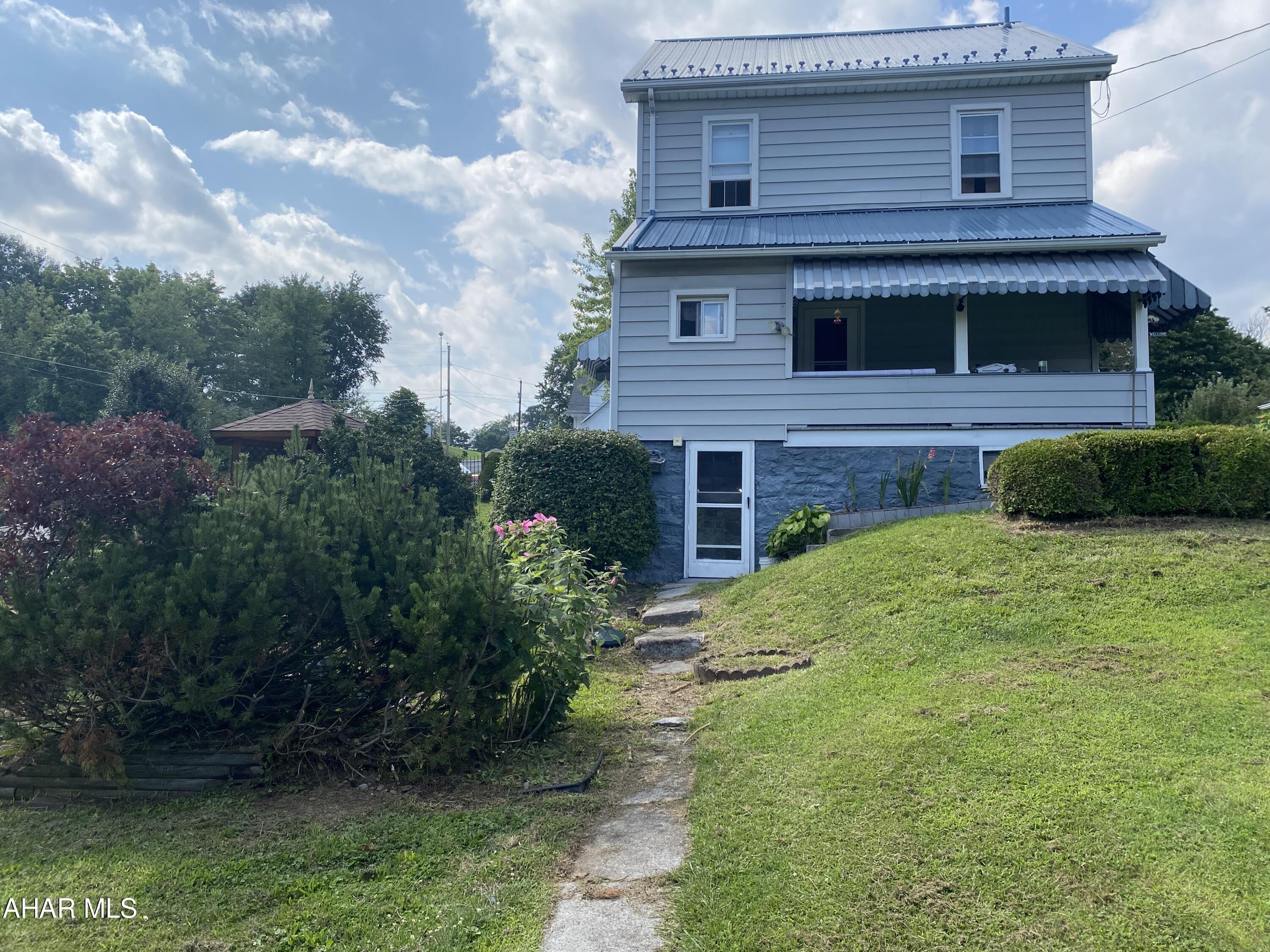 Juniata - Residential