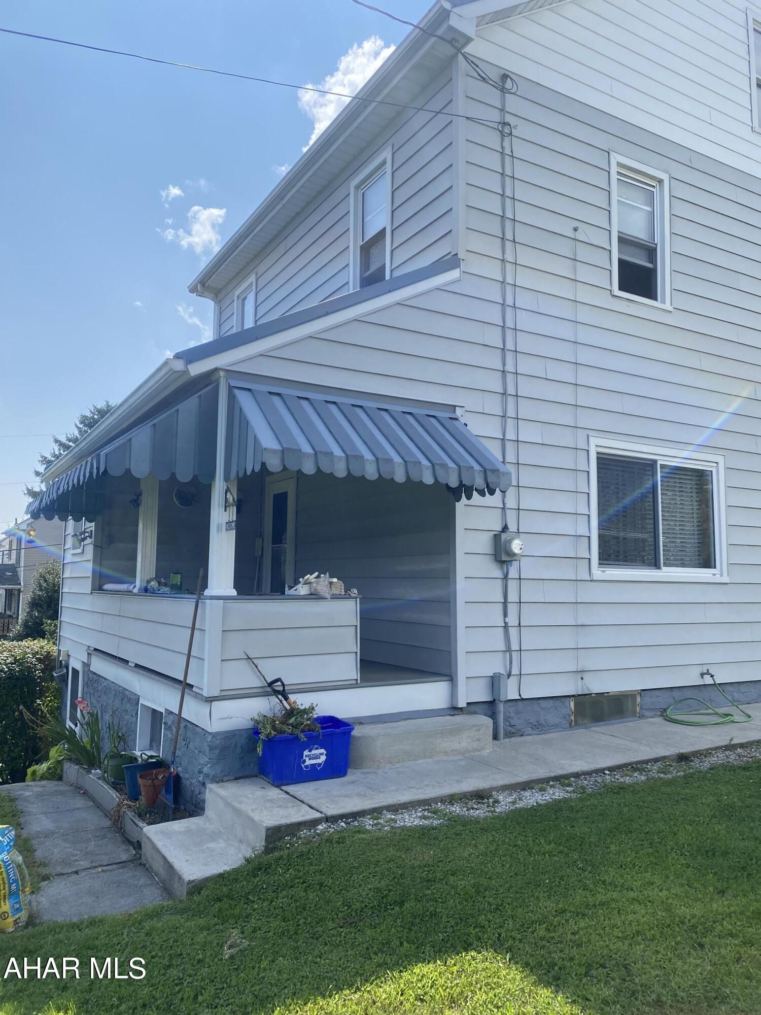 Juniata - Residential