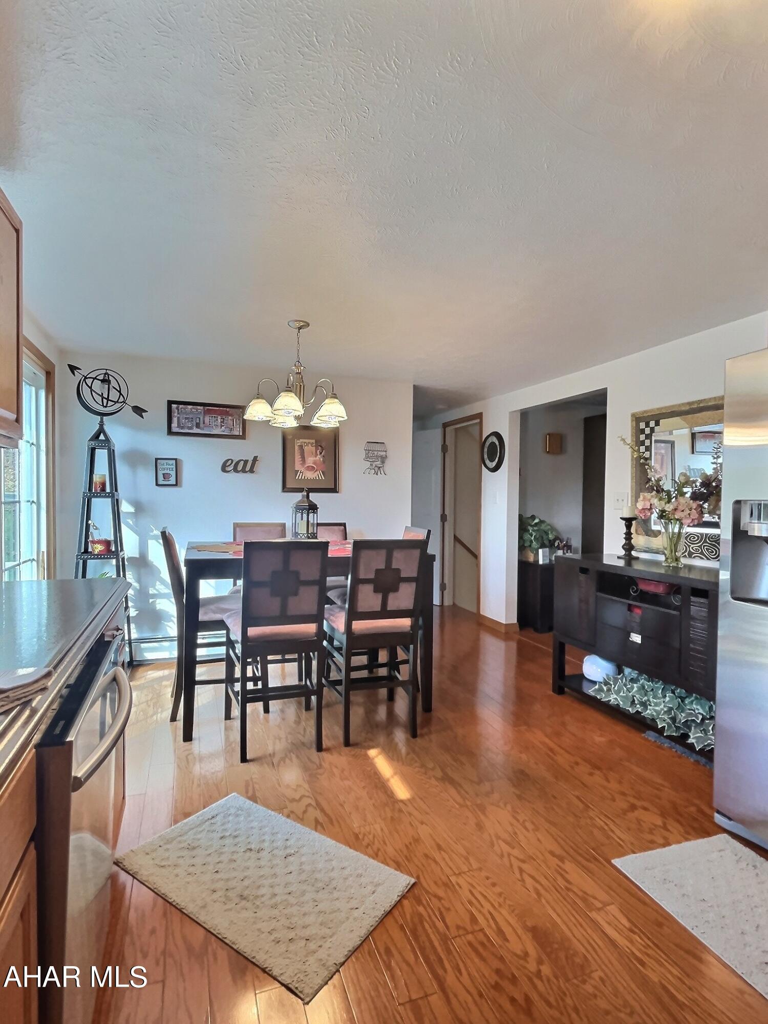 Crestwood - Residential