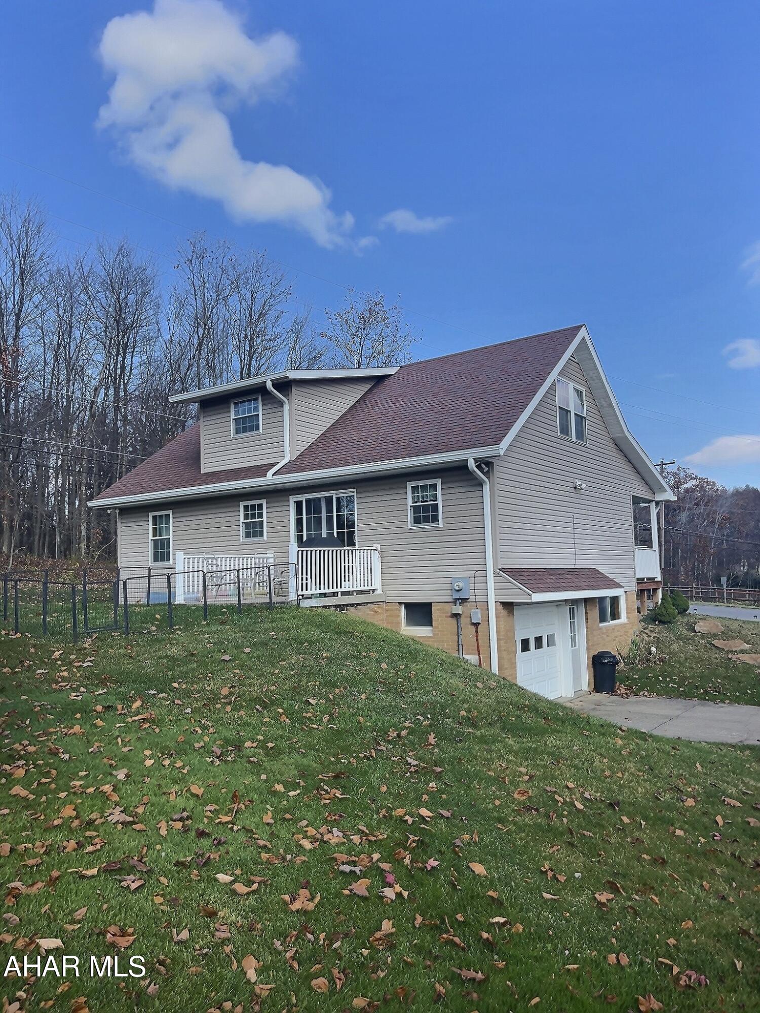 Crestwood - Residential