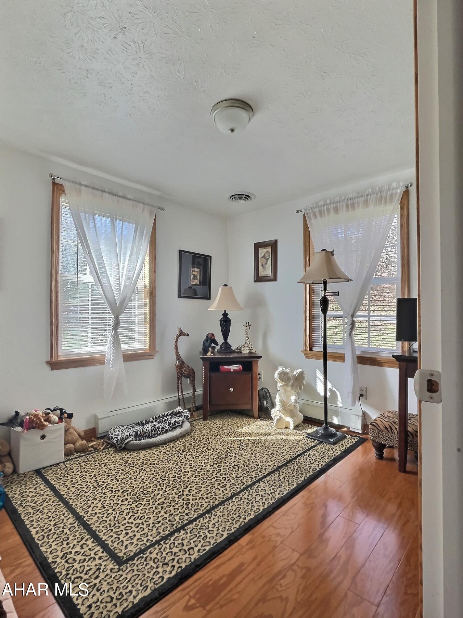 Crestwood - Residential