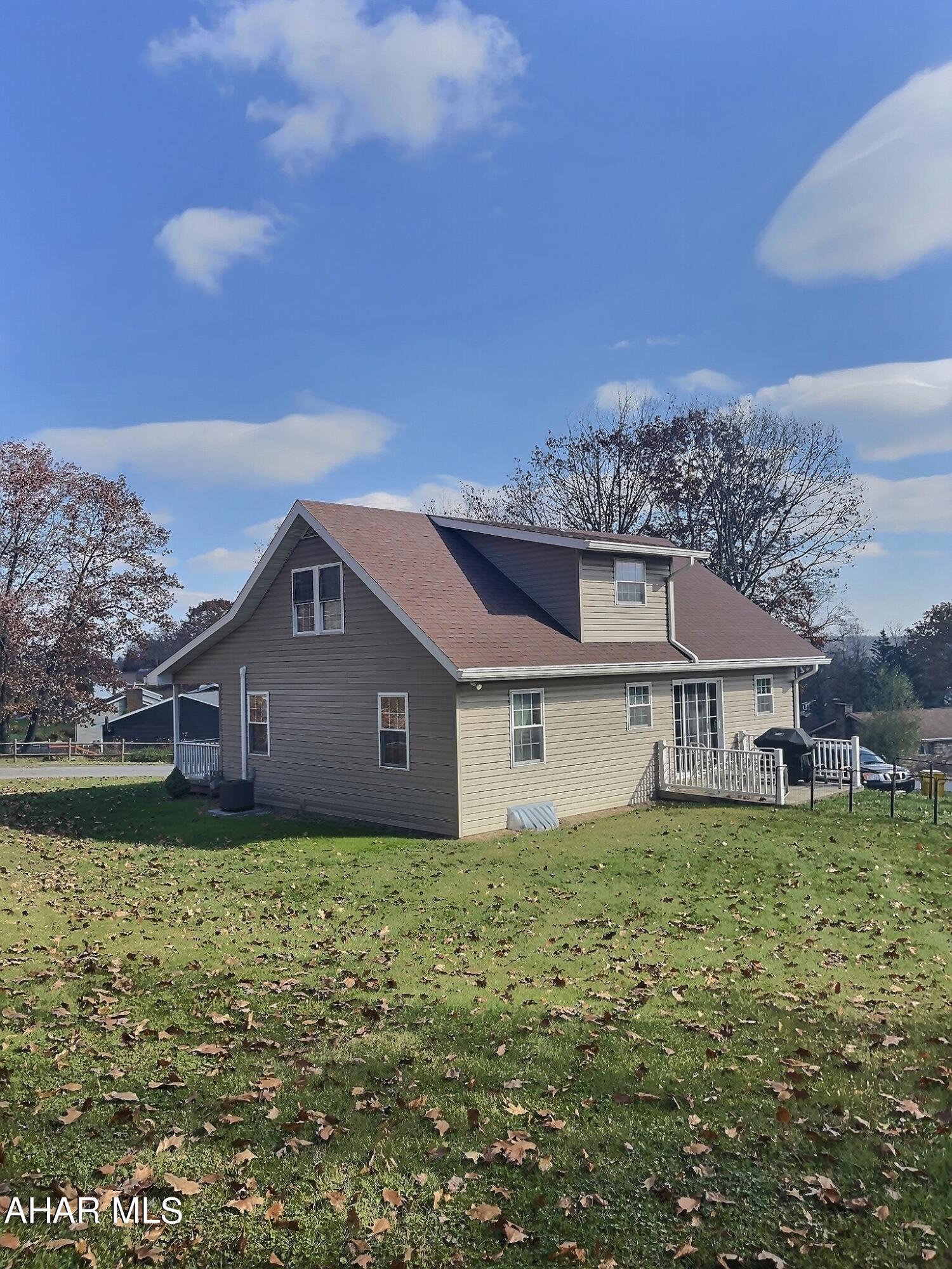 Crestwood - Residential