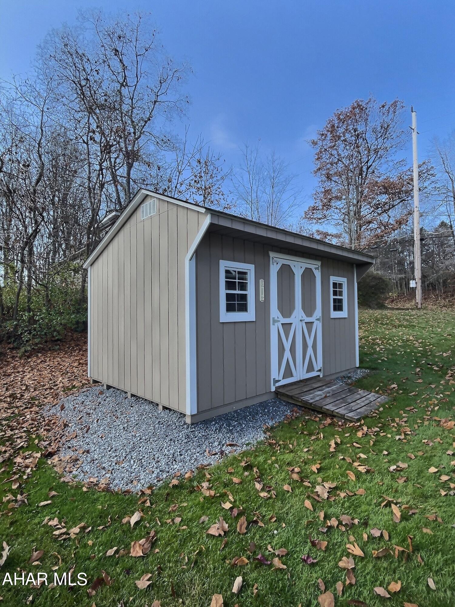 Crestwood - Residential