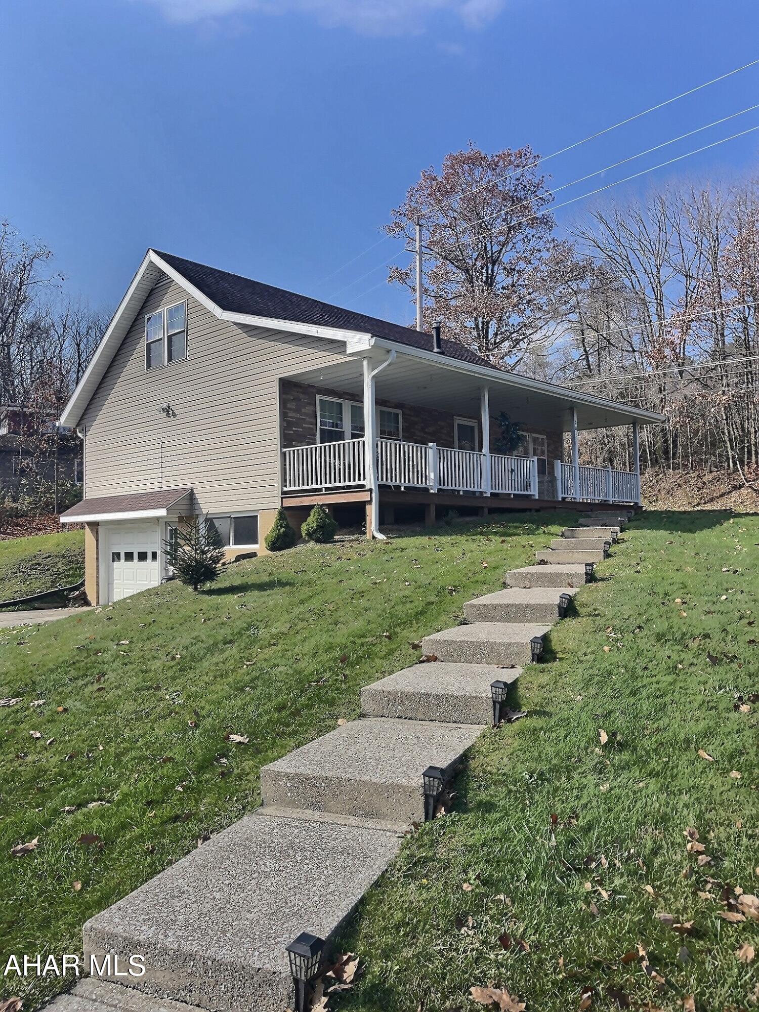 Crestwood - Residential