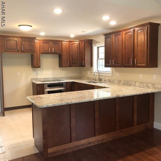 Church Hill Manor - Residential