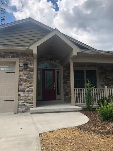 Church Hill Manor - Residential