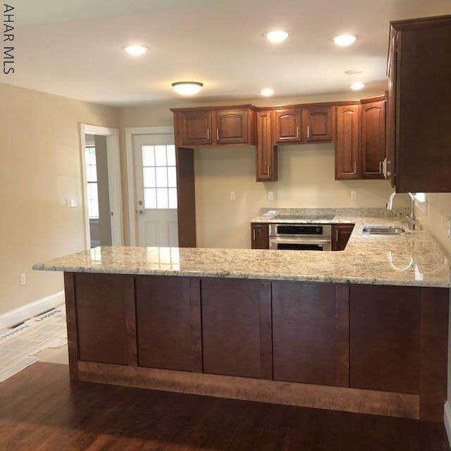 Church Hill Manor - Residential