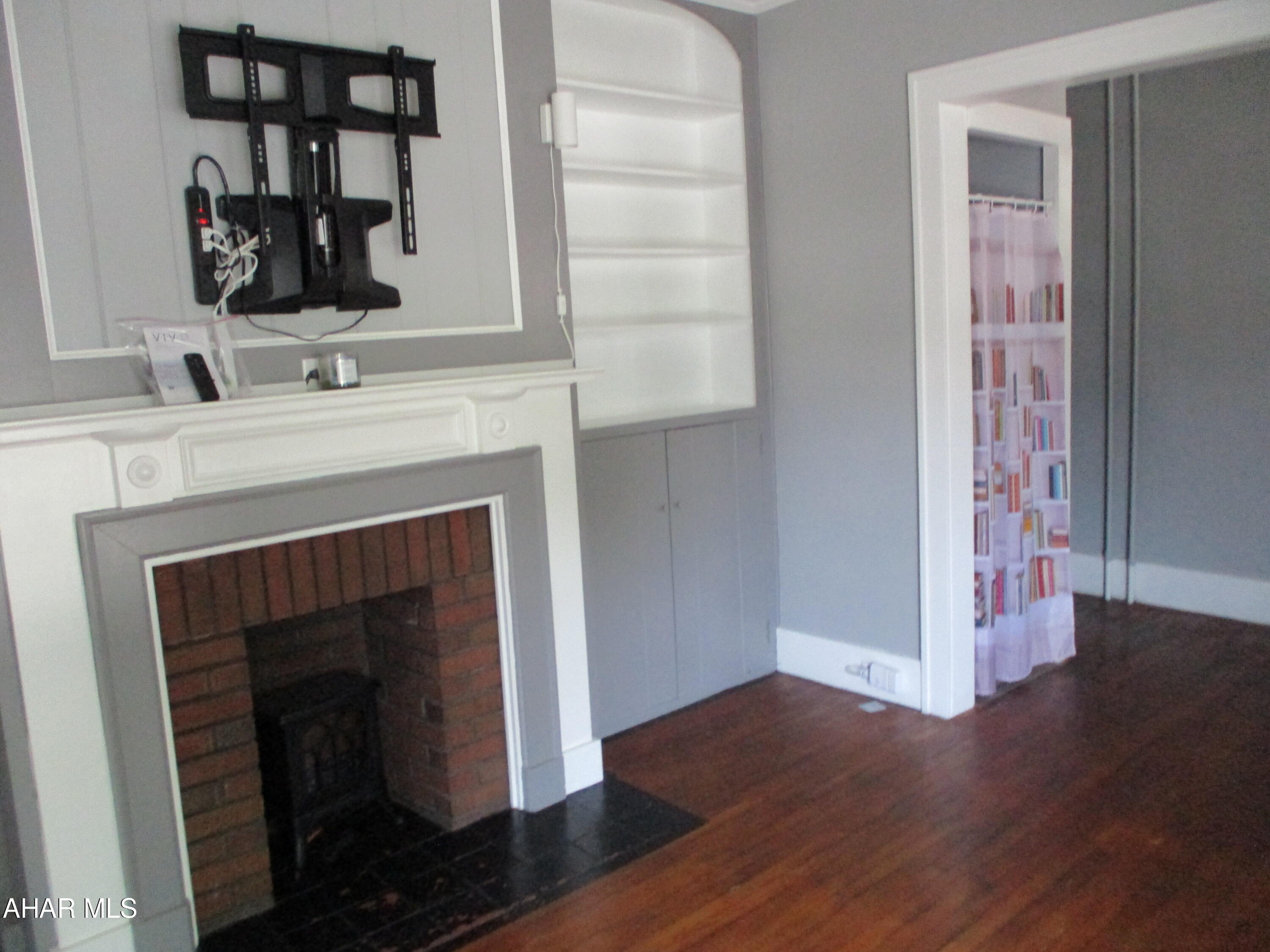 Calvert Hills - Residential