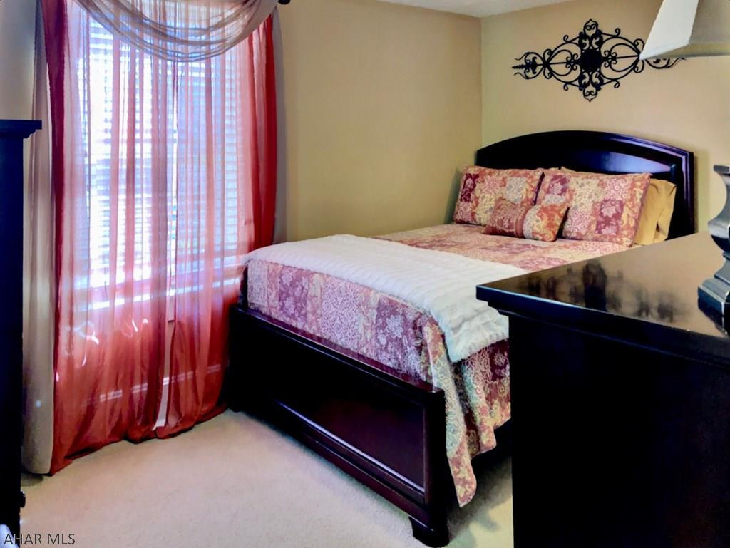 Llyswen - Residential